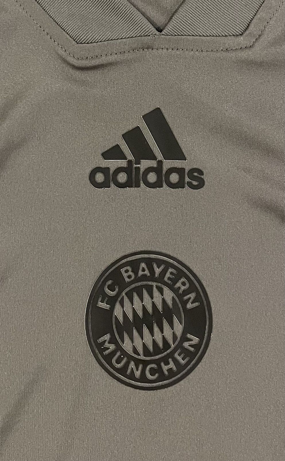Adidas Adidas 2018/19 FC Bayern Icons Soccer Jersey Men’s Medium Size US M / EU 48-50 / 2 - 2 Thumbnail