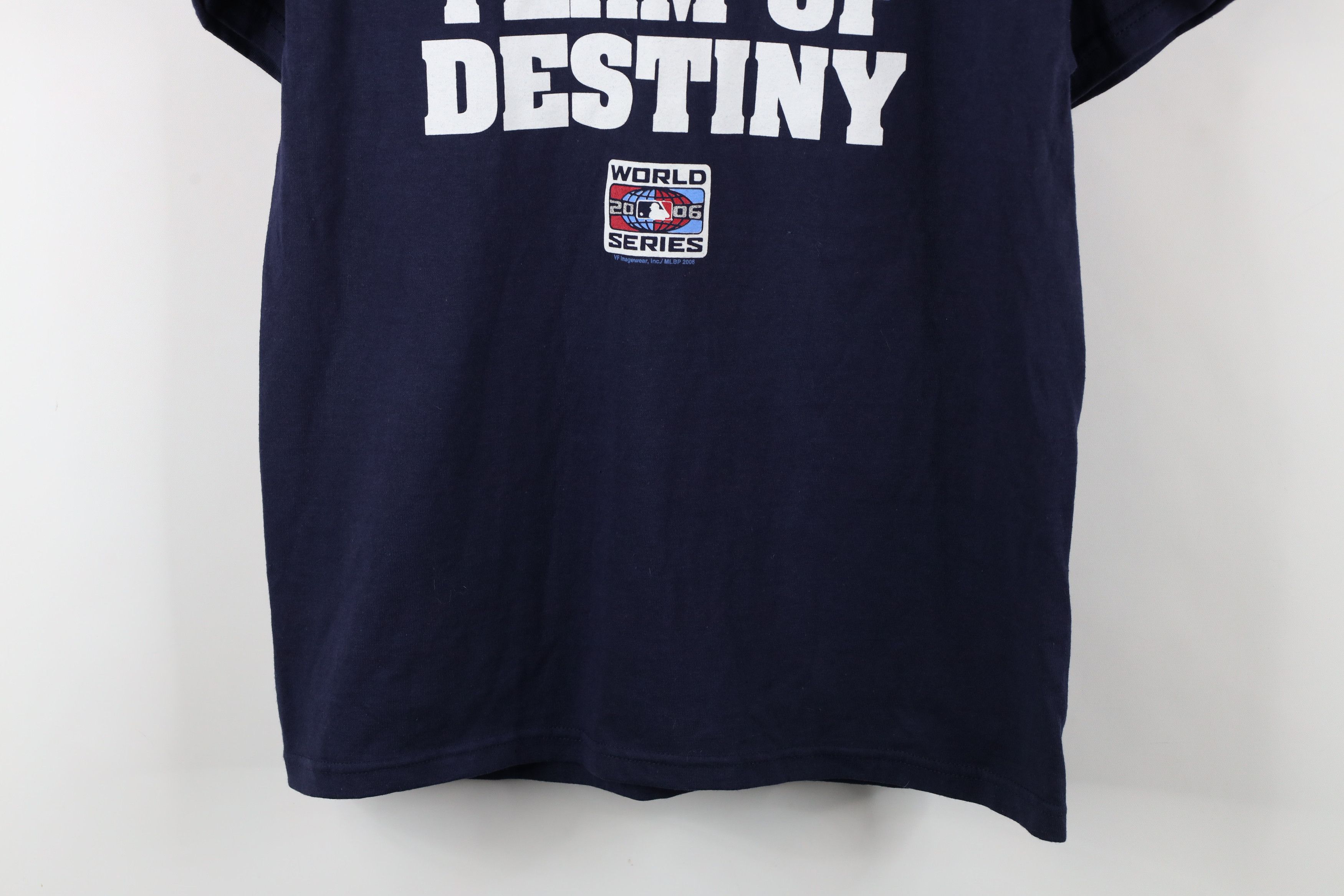 Vintage New Series Jim Leyland Autographed Detroit Tigers T-Shirt Size US M / EU 48-50 / 2 - 3 Thumbnail