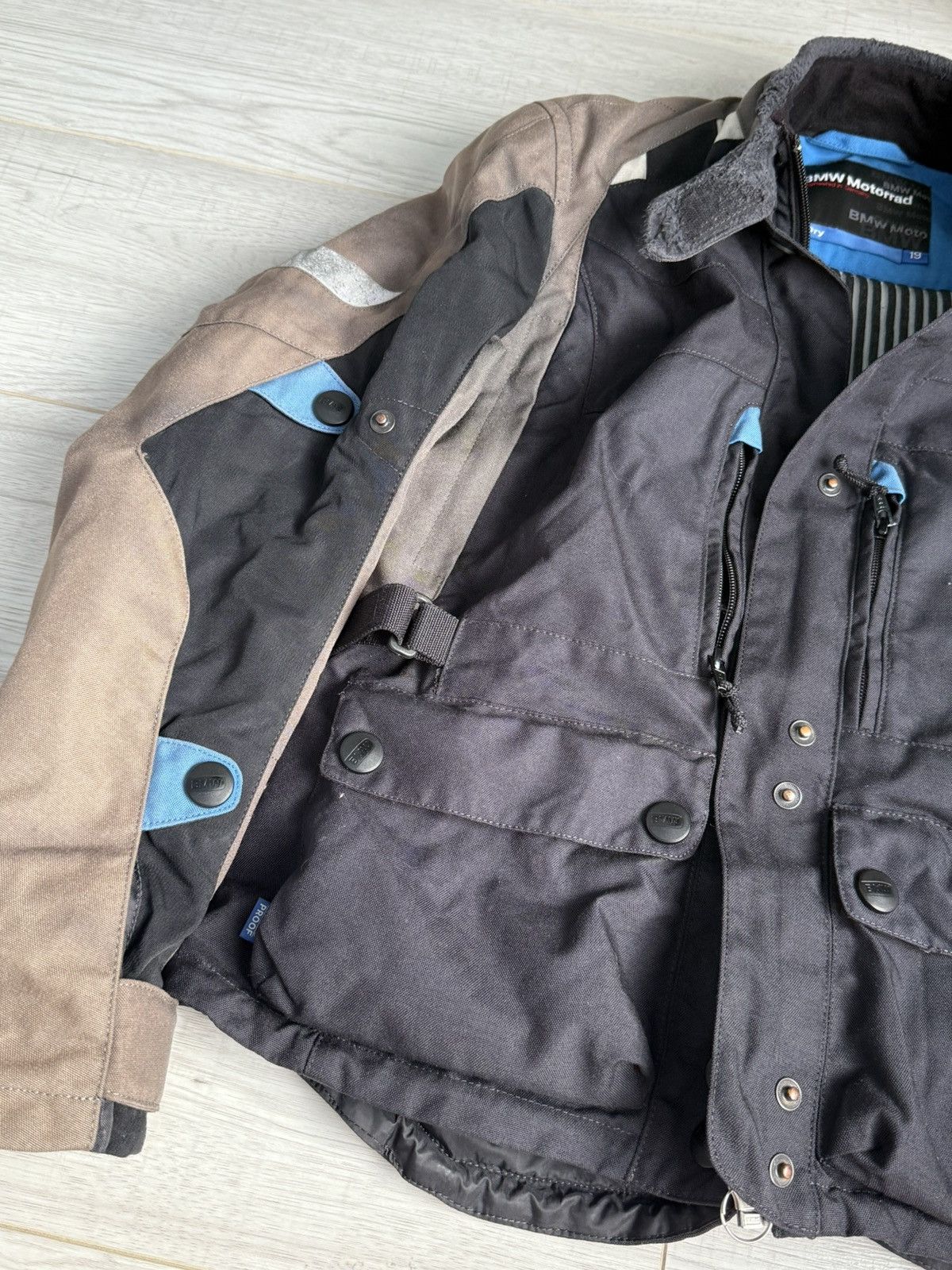 BMW BMW Motorrad GS Dry Protective Motorcycle Jacket Armor Size US S / EU 44-46 / 1 - 3 Thumbnail