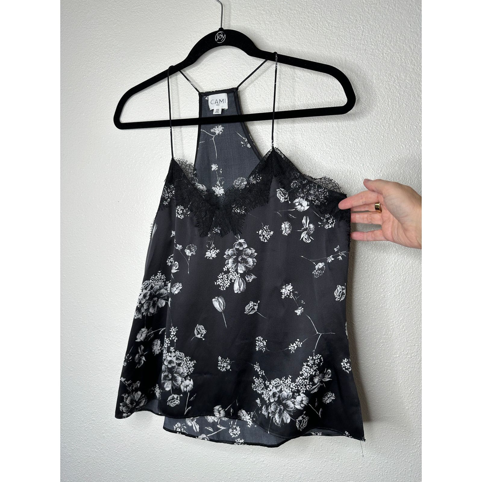 CAMI NYC Cami NYC Black White Floral Lace Trim Silk Racer Cami Top XS Size XS / US 0-2 / IT 36-38 - 2 Thumbnail