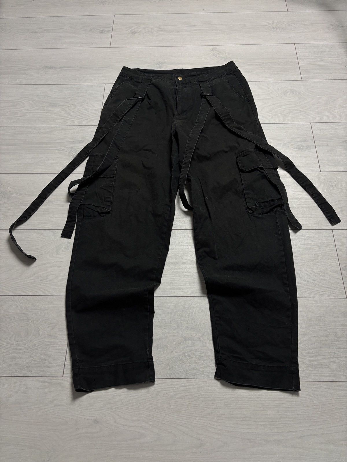 Japanese Brand vintage cargo junya style baggy bondage pants y2k japan vibe Size US 31 - 1 Thumbnail