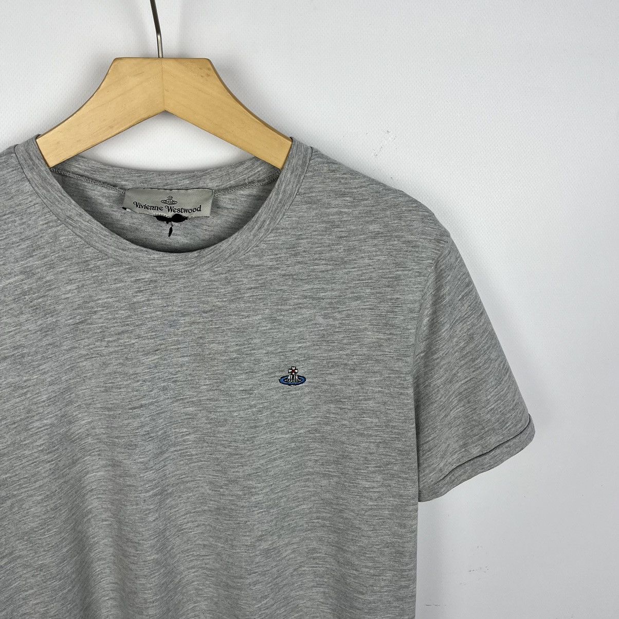 Vivienne Westwood Vivienne Westwood y2k orb logo tee Size US L / EU 52-54 / 3 - 2 Thumbnail