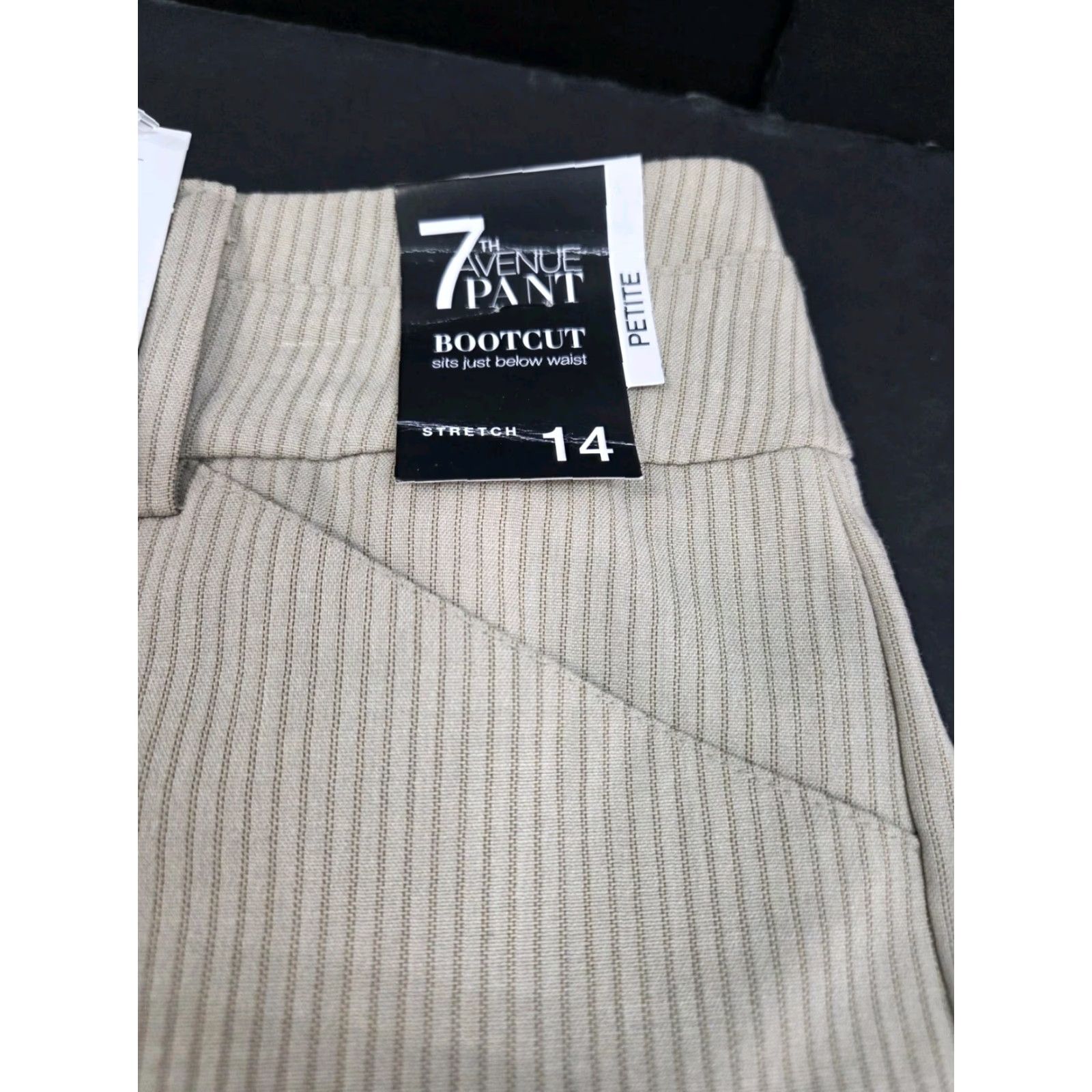 Avenue NWT 7th Avenue Design New York & Co. Womens Beige Dress Pants 14P Petite Flare Knit Polyester Spandex Rayon Bootcut Pockets Buttons Zipper Size 36" / US 14 / IT 50 - 5 Thumbnail