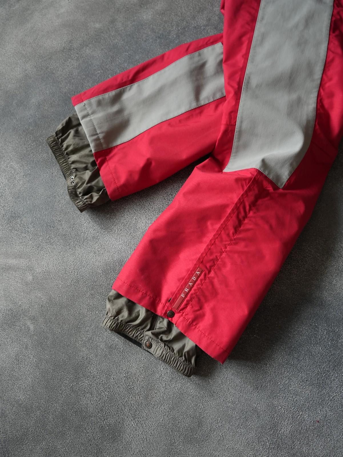 Prada Prada Gore-Tex Ski / Snowboard Pants WOMEN Size L Red Size ONE SIZE - 2 Thumbnail