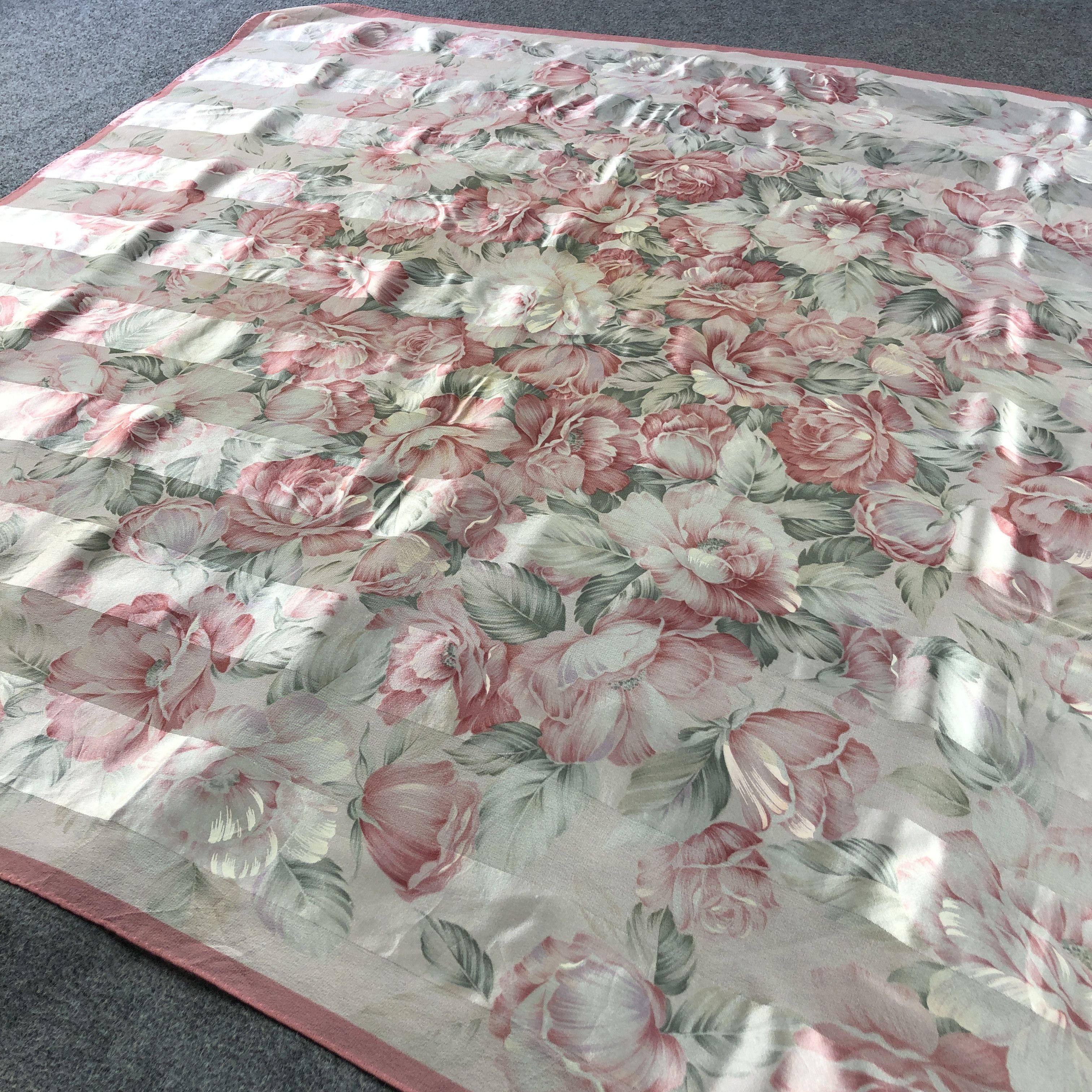 Japanese Brand Vintage Jun Ashida Floral Silk Scarf M1334 Size ONE SIZE - 3 Thumbnail
