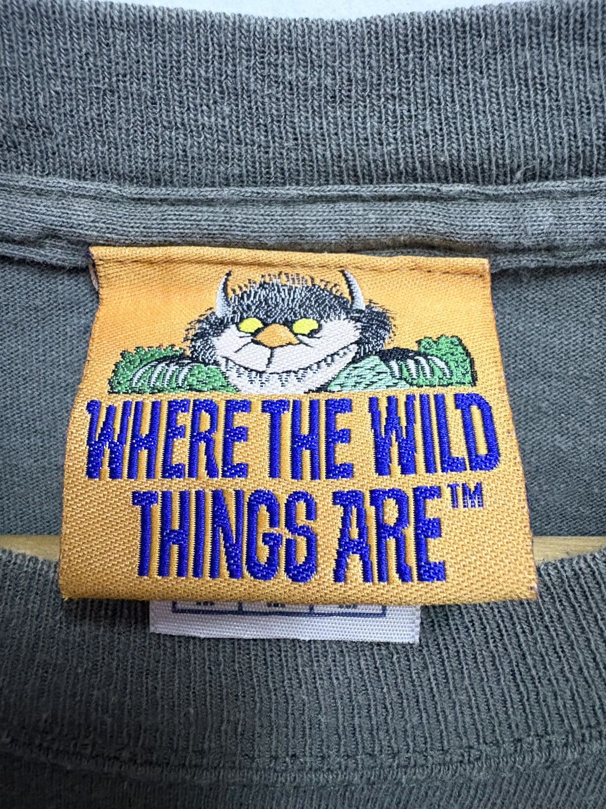 Vintage Vintage 90's Children Book Where the Wild Things Are T-Shirt Size US M / EU 48-50 / 2 - 8 Thumbnail