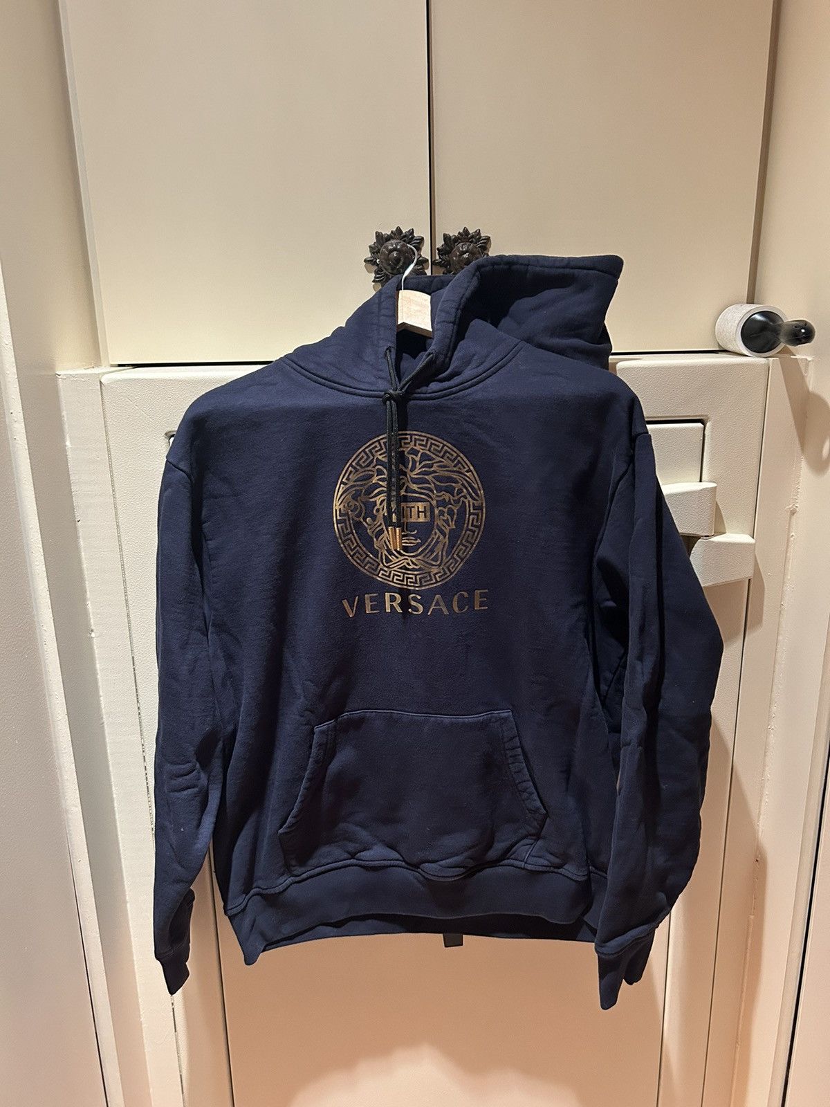 Kith x versace hoodie online