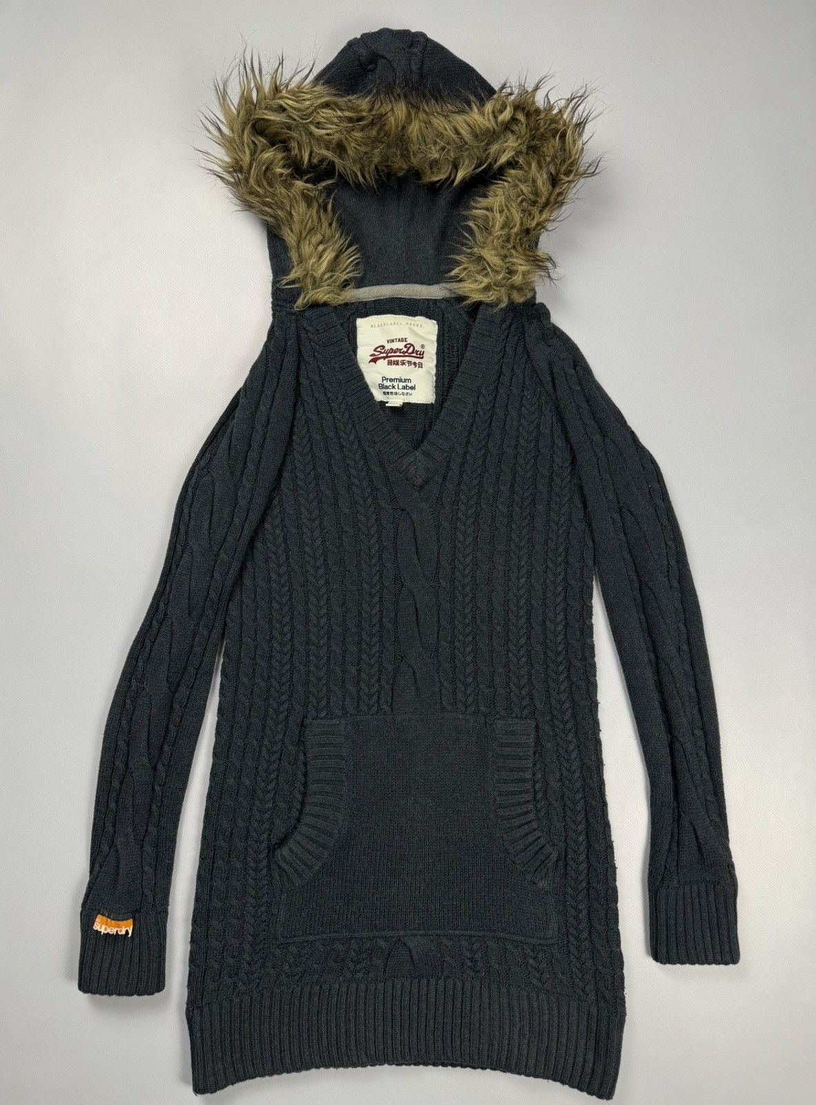 Le Grande Bleu (L.G.B.) Superdry Japanese Abercrombie Y2K Beauty Fur Sweater Size M / US 6-8 / IT 42-44 - 1 Thumbnail