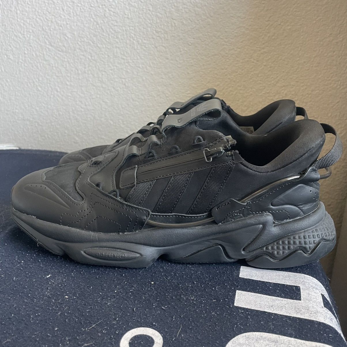 Adidas Adidas Ozweego Size US 9 / EU 42 - 1 Thumbnail