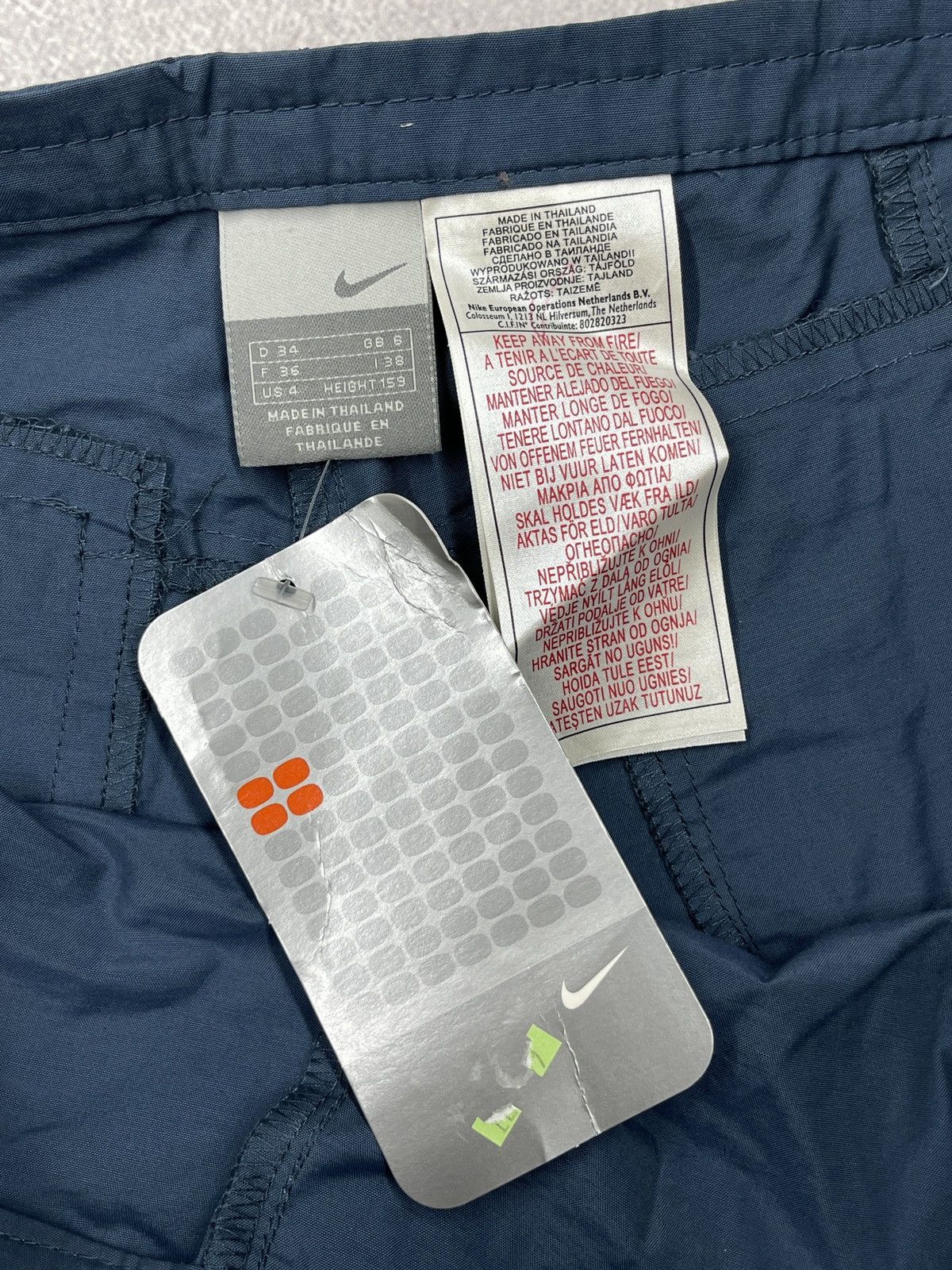 Nike × Nike ACG × Vintage New Women Vintage Nike Nylon Shorts Breeches Blue TECH ACG Size 27" / US 4 / IT 40 - 8 Thumbnail