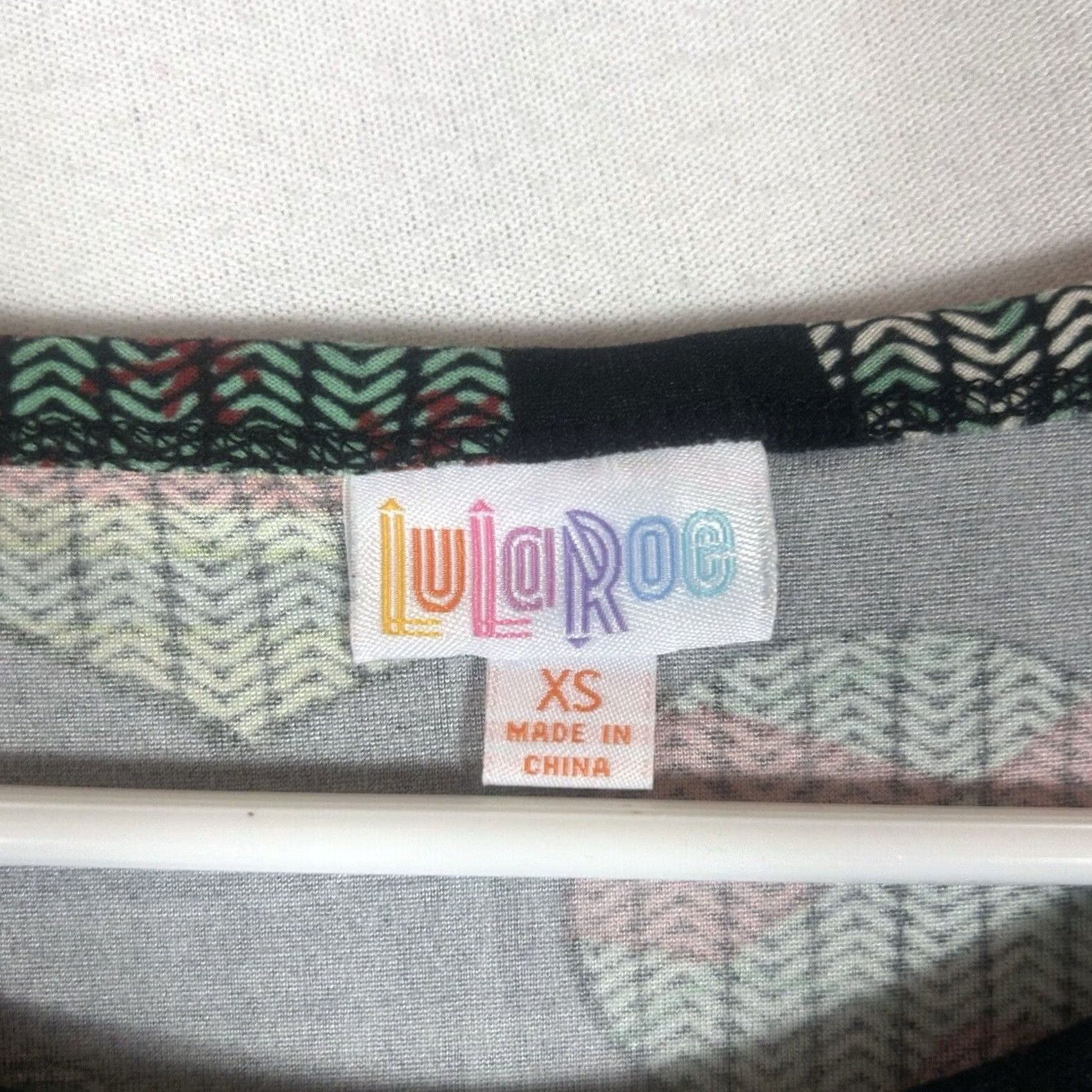 Vintage Lularoe NWT Christmas Gigi Short Sleeve Shirt Womens XS Black T-Shirt NWT Size XS / US 0-2 / IT 36-38 - 5 Thumbnail