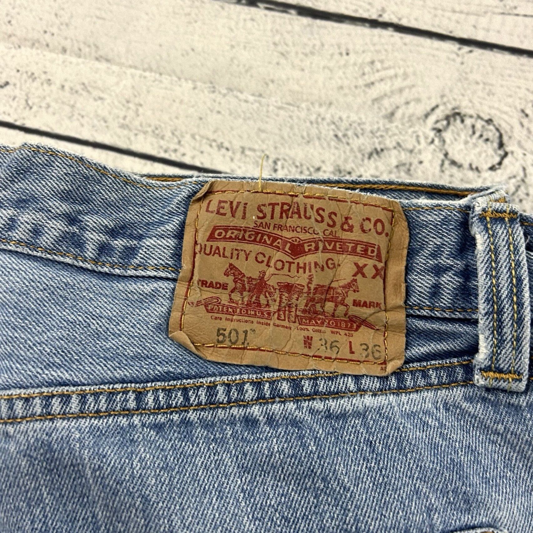Levi's VTG Levi's 501 Original Fit Jeans Mens 36x36 Blue Denim Straight Mid Wash Denim Blue 501 Original Fit Mens Jeans Size US 36 / EU 52 - 2 Thumbnail