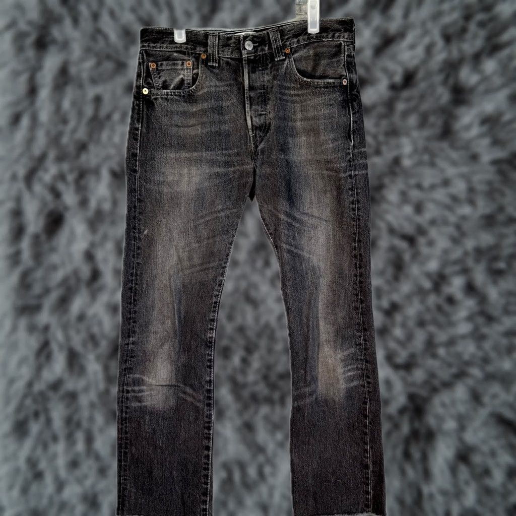 Levi's Levi’s 501 Jeans Men’s 29x32 Black Denim Button Fly Straight Leg Regular Denim Jeans Womens? Size US 29 - 1 Thumbnail