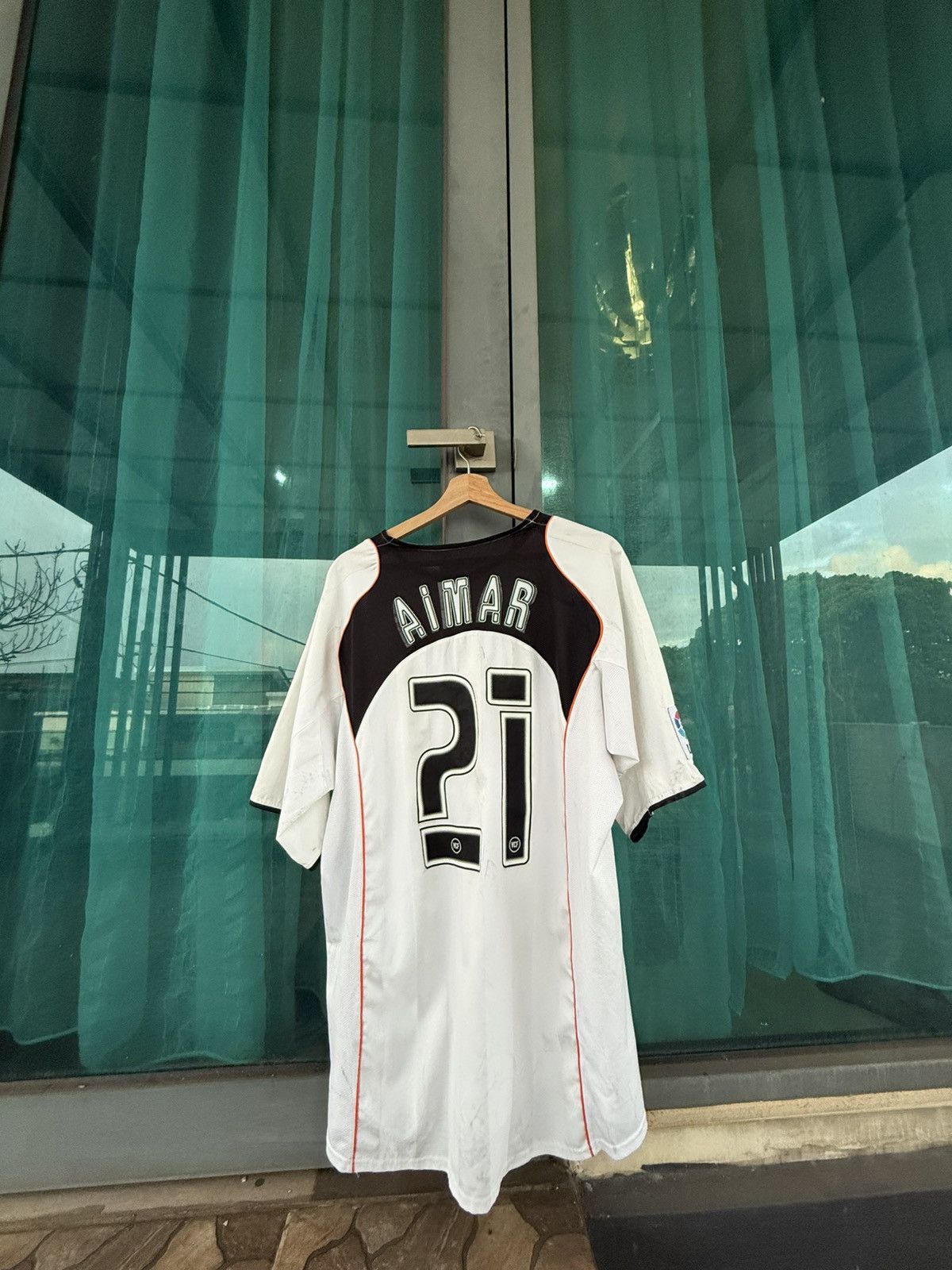 Nike Valencia CF 2004/2005 Pablo Aimar #21 Size US XL / EU 56 / 4 - 2 Thumbnail