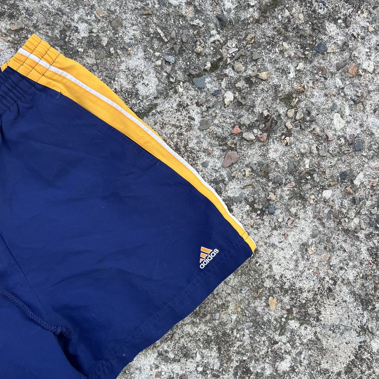 Adidas × Vintage Adidas 90’ Vintage swim shorts Size US 34 / EU 50 - 3 Thumbnail
