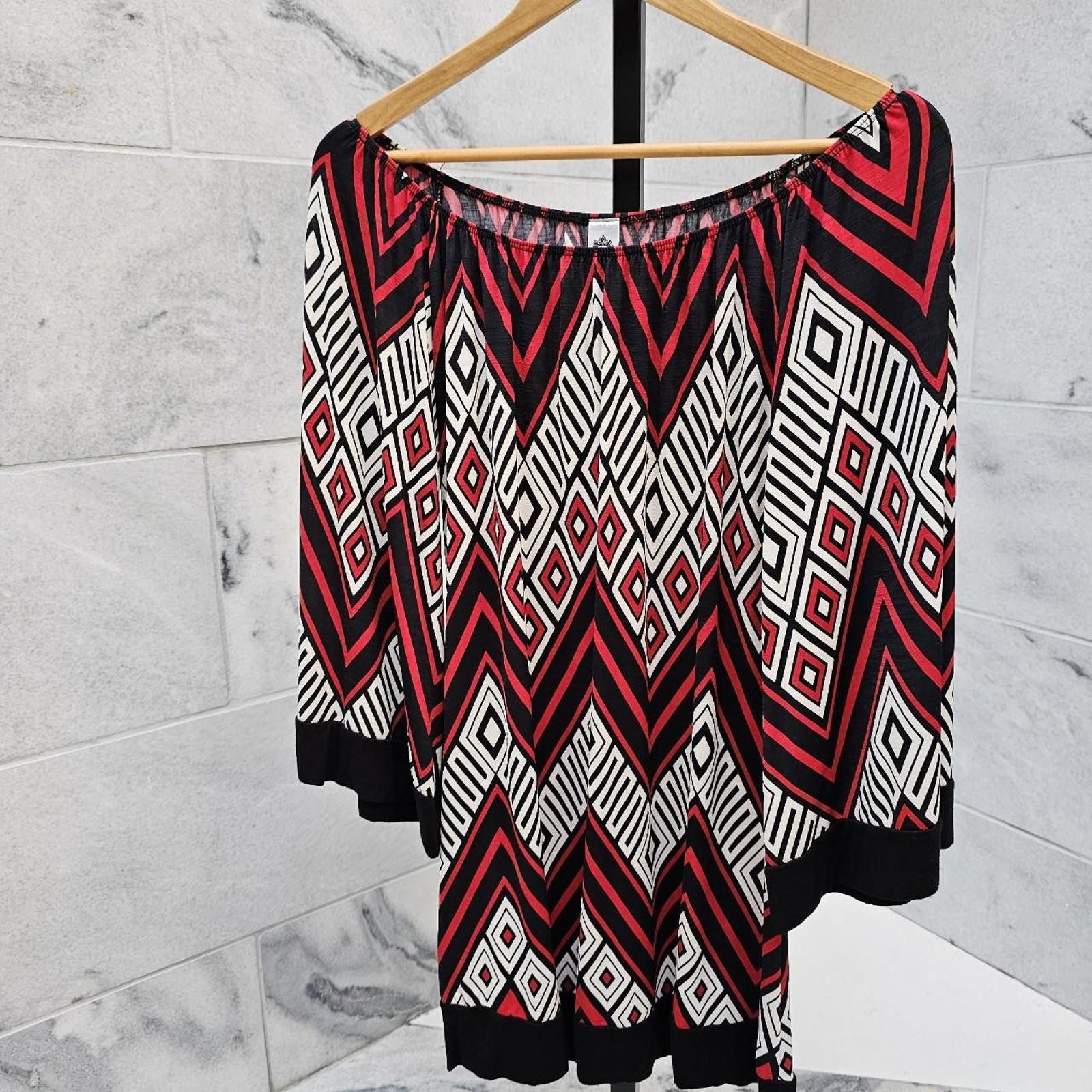 Other Women's Black and Red Dress Size ONE SIZE - 1 Thumbnail