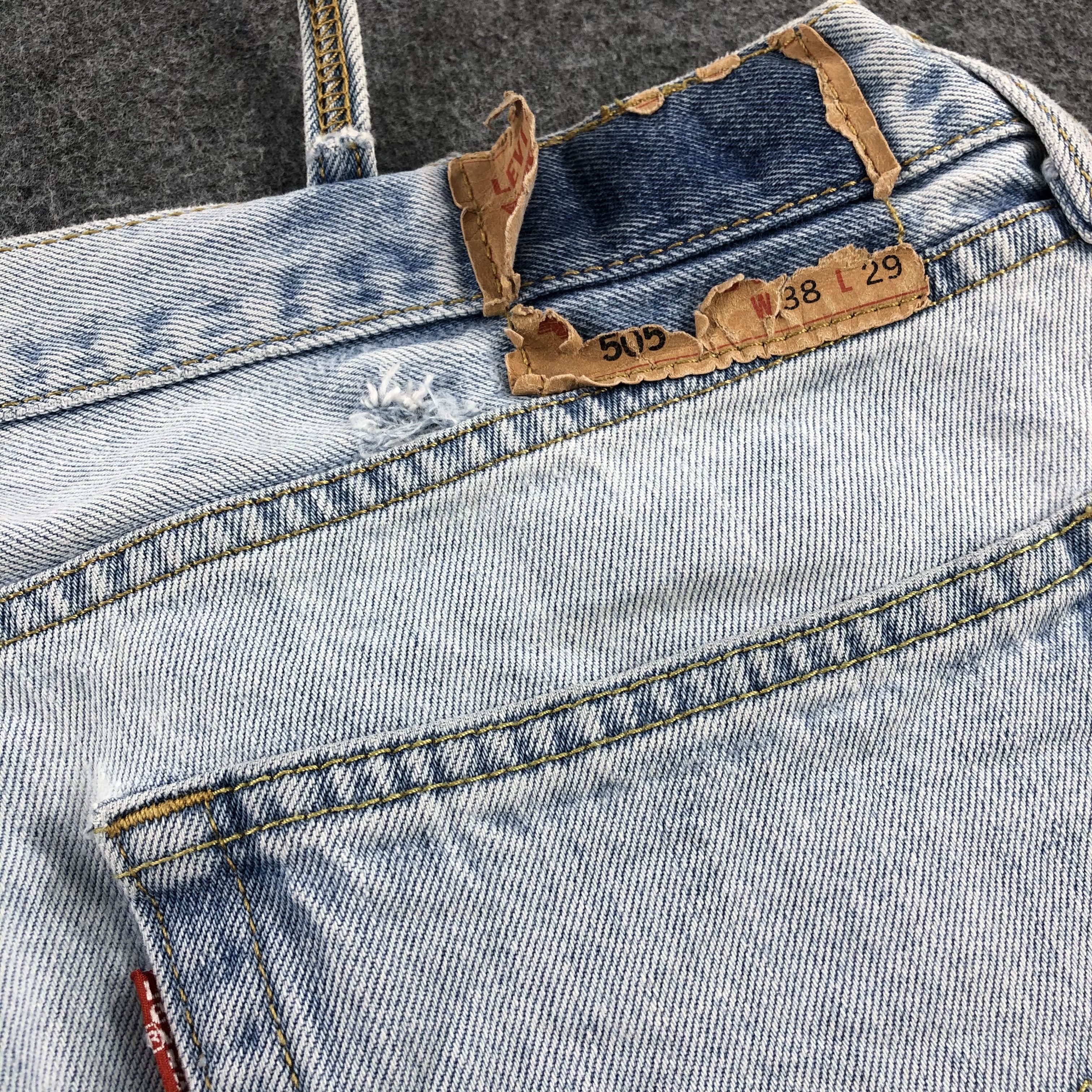Levi's × Vintage Vintage Light Wash Levis 505 Jeans-JM1898 Size US 39 - 6 Thumbnail
