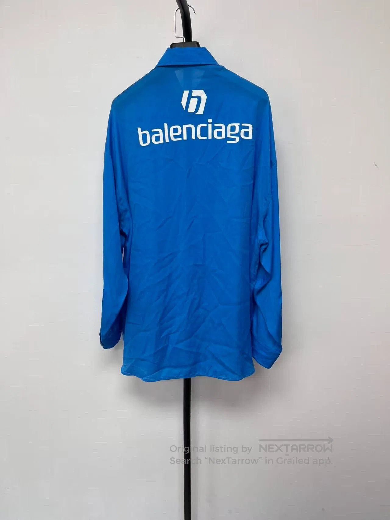 Balenciaga Balenciaga Women's Silk Letter Long-Sleeve Shirt. Size XS / US 0-2 / IT 36-38 - 2 Thumbnail