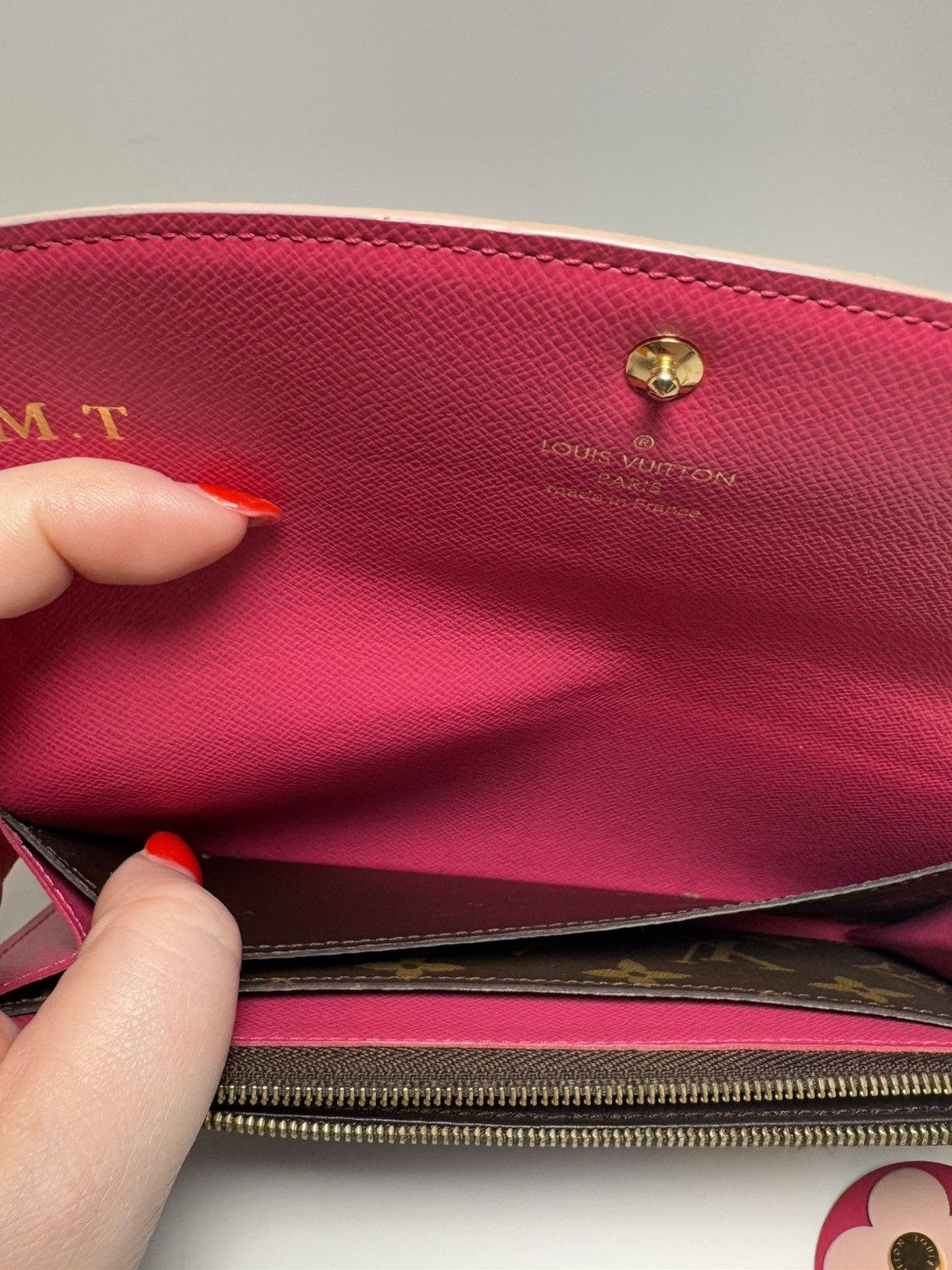 Louis Vuitton Louis Vuitton Emilie Bloom Fuchsia Monogram Wallet Size ONE SIZE - 7 Thumbnail