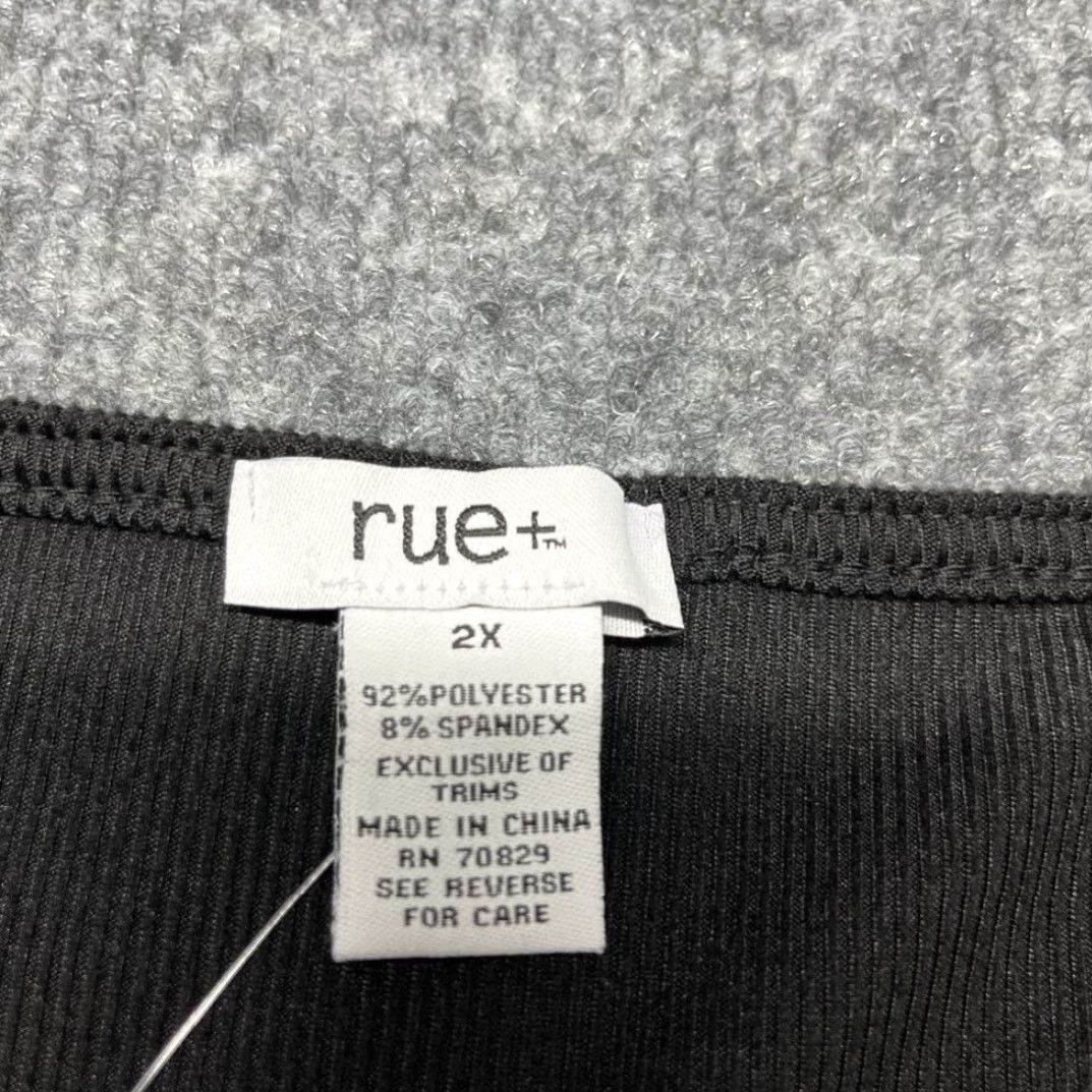 Vintage Rue21 Tank Top Womens Plus 2X Black Sleeveless Stretch Basic Tank Top 2X Womens Black Streetwear Casual 90s Inspired Size XXL / US 16-18 / IT 52-54 - 7 Thumbnail