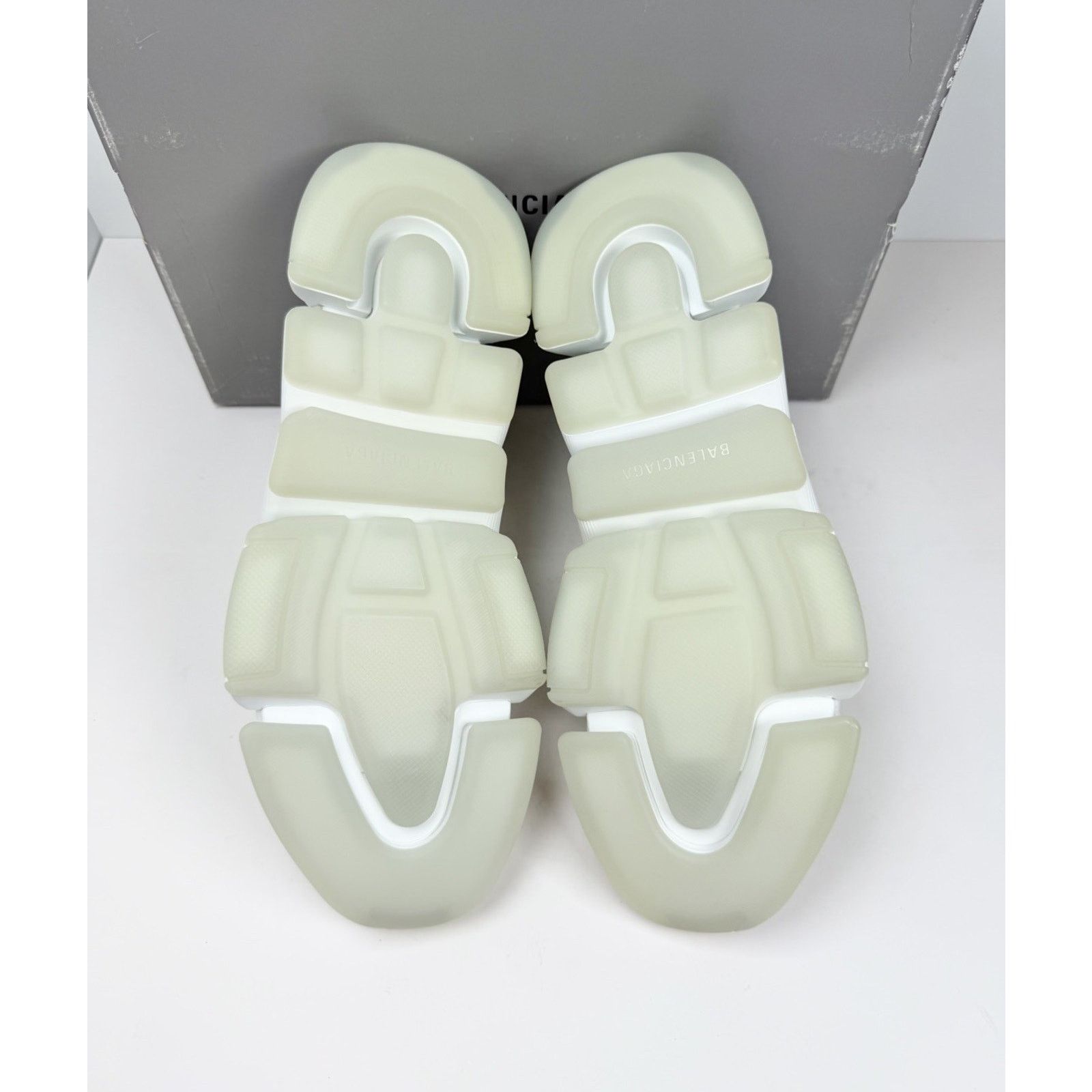 Balenciaga Size 47EU/14US - Balenciaga Speed 2.0 Triple White NEW Size US 14 / EU 47 - 7 Thumbnail