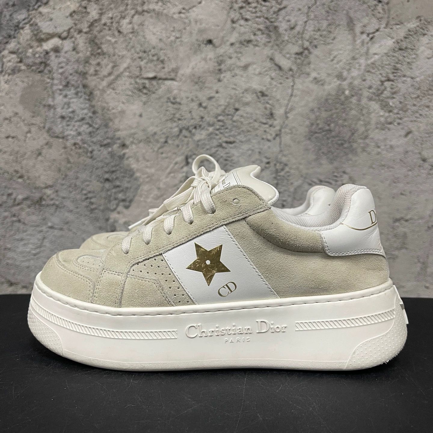 Dior Dior Pentagram Biscuit Sneakers Women's 37 Size US 6 / IT 36 - 2 Thumbnail
