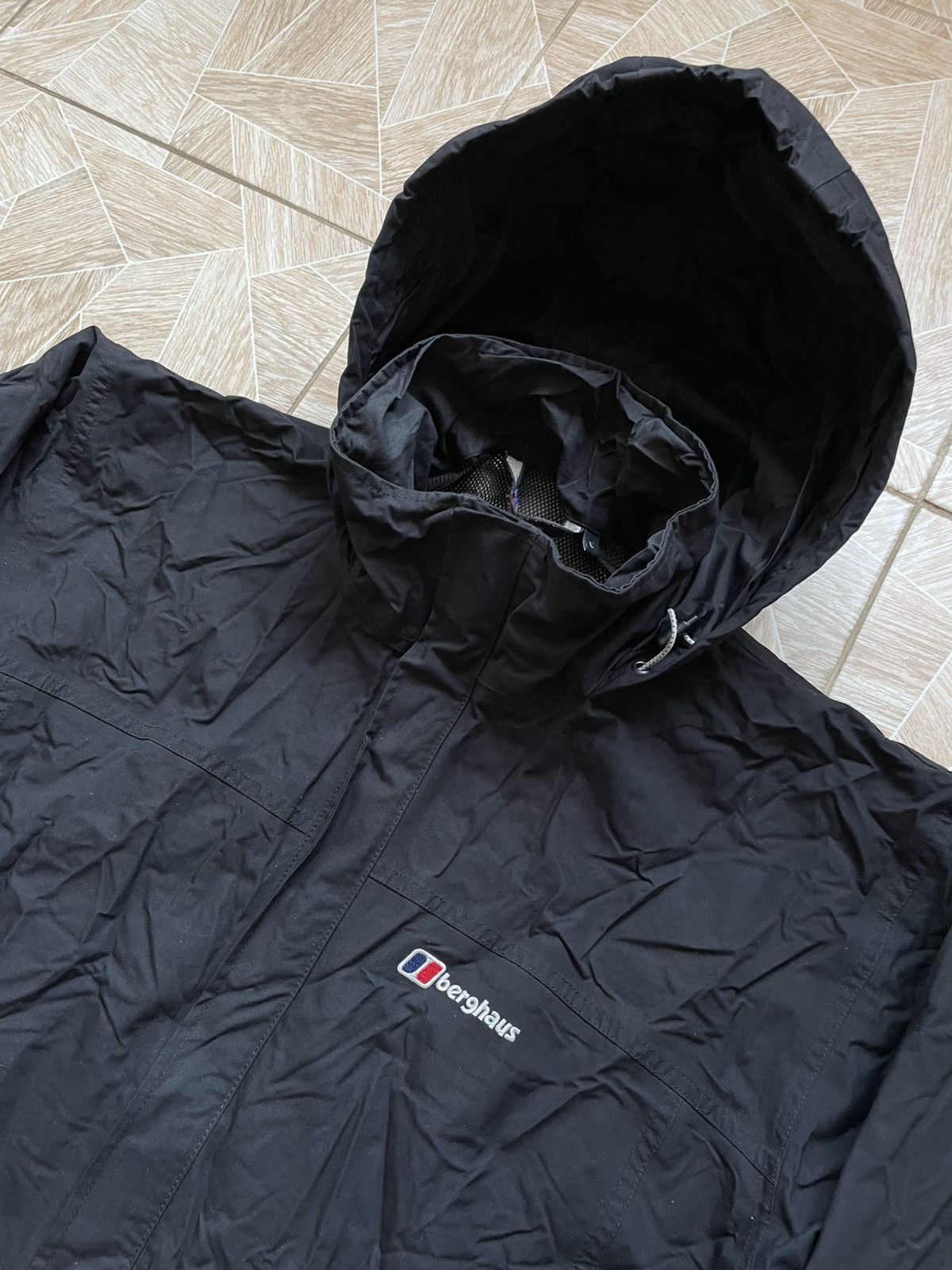 Berghaus × Vintage Outdoor Berghaus Aqua Foil Waterproof L Windbreaker Nylon Size US L / EU 52-54 / 3 - 2 Thumbnail