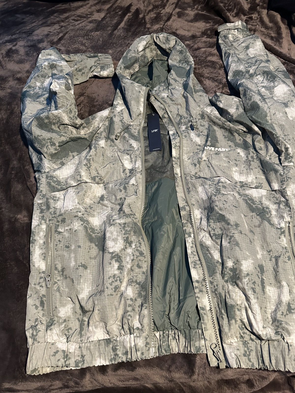 LFDY LFDY camo tracksuit for sale Size US S / EU 44-46 / 1 - 6 Thumbnail