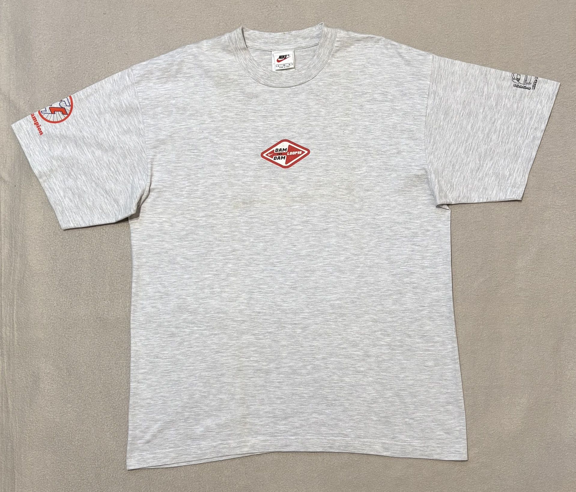 Nike Nike Vintage 90s Dam Tot Dam Loop T-shirt 98' Size. L Size US XL / EU 56 / 4 - 5 Thumbnail