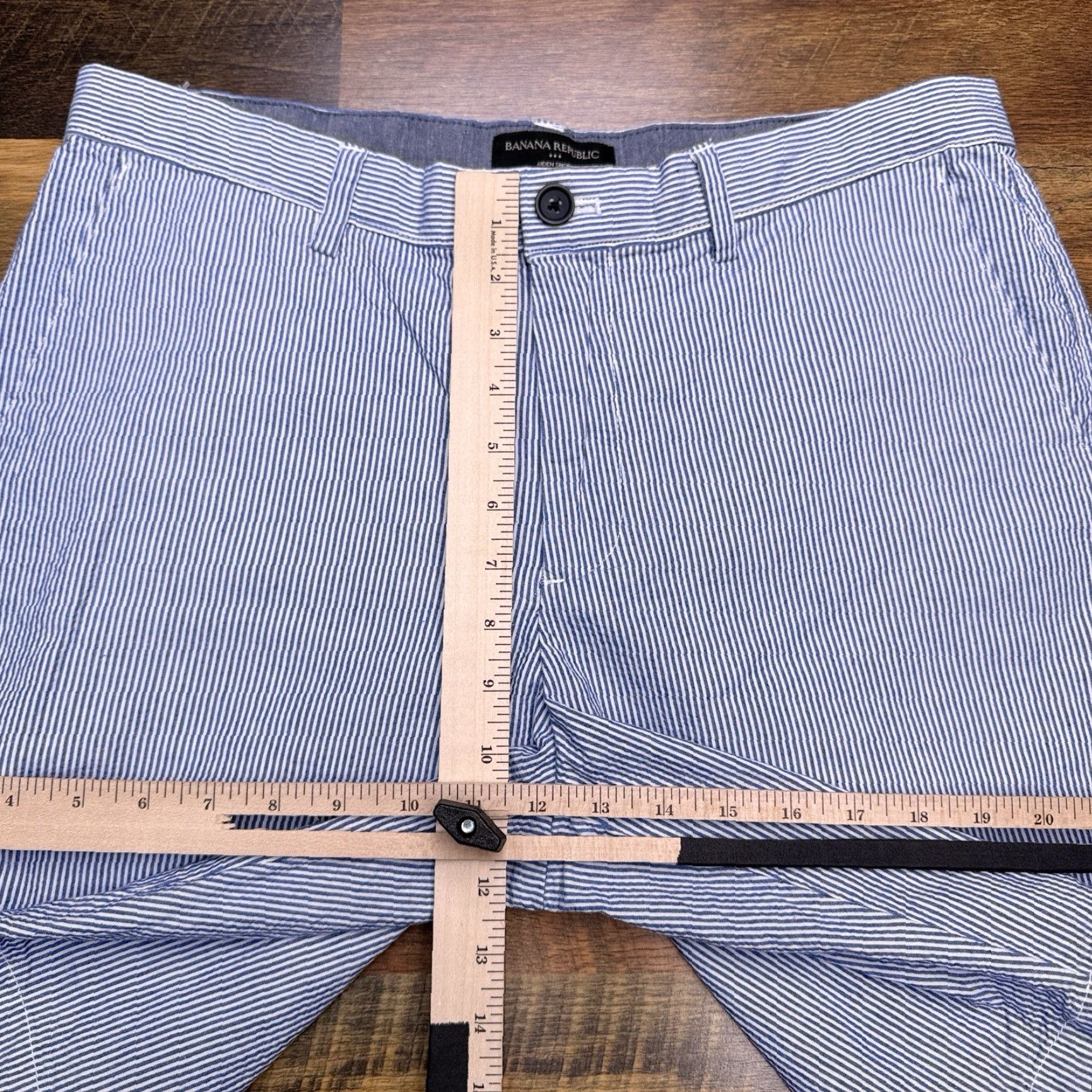 Banana Republic Banana Republic Aiden Shorts Mens 33 Chino Casual Mid Rise Stretch Blue 33 Regular Mens Shorts Size US 33 - 7 Thumbnail