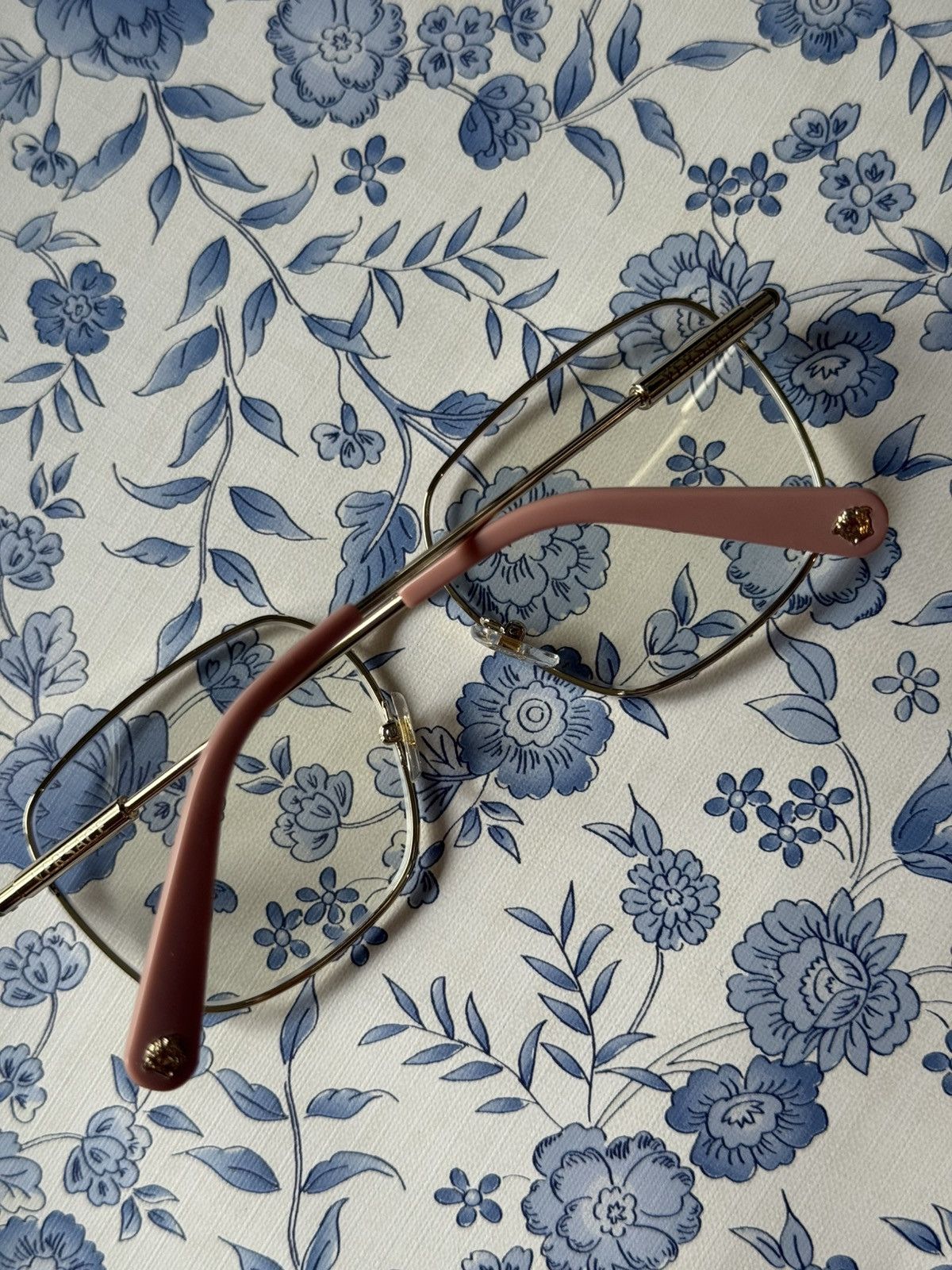 Versace Versace transparent glasses. Never worn Size ONE SIZE - 5 Thumbnail