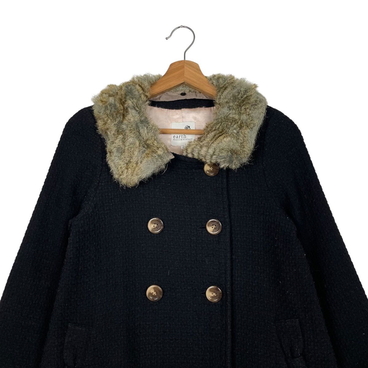 Japanese Brand Earth Music & Ecology Double Breasted Coat With Fur Colar Size S / US 4 / IT 40 - 2 Thumbnail