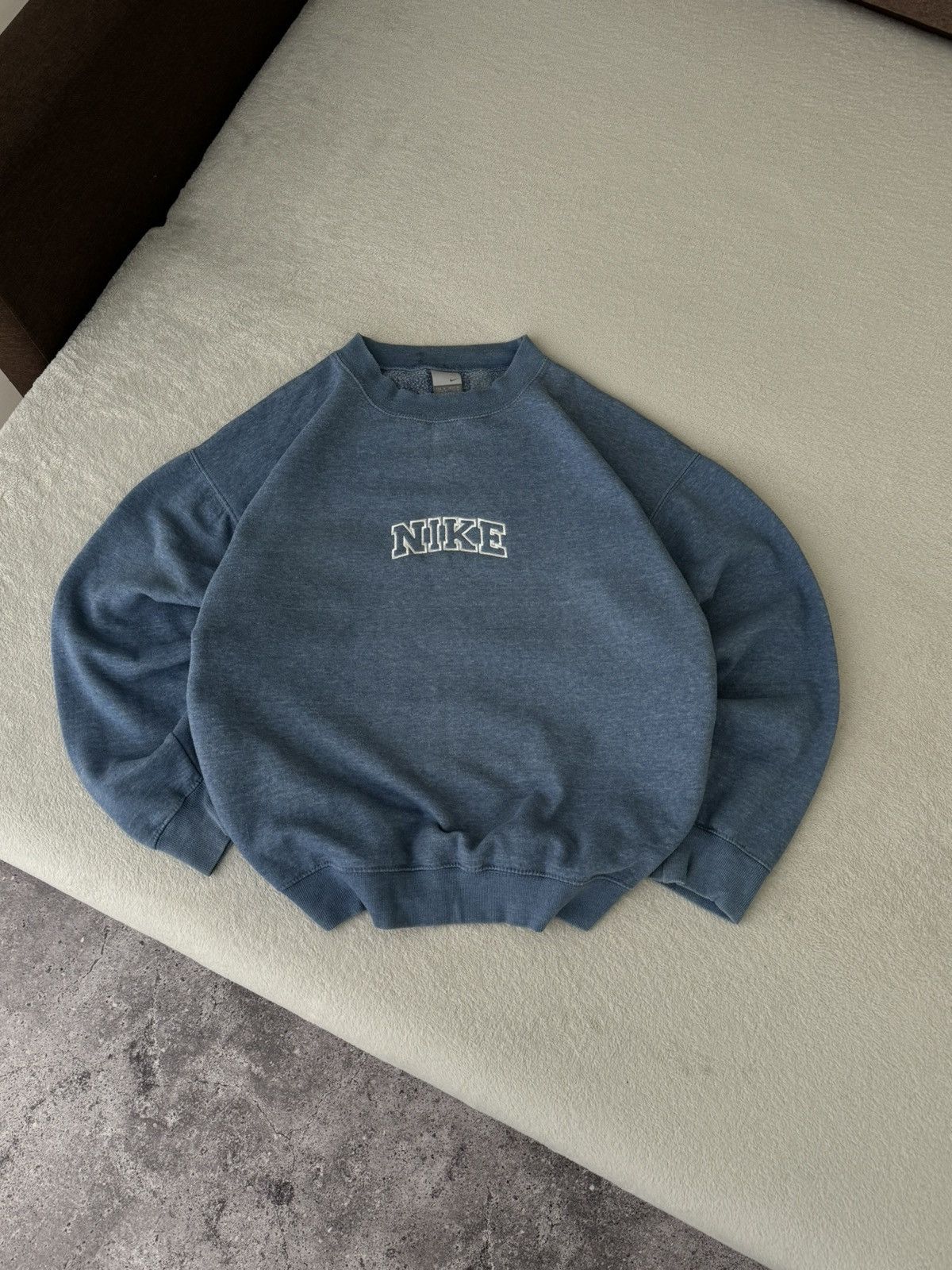 Nike × Vintage Vintage Nike Y2K oversized blue sweatshirt Size US XL / EU 56 / 4 - 2 Thumbnail