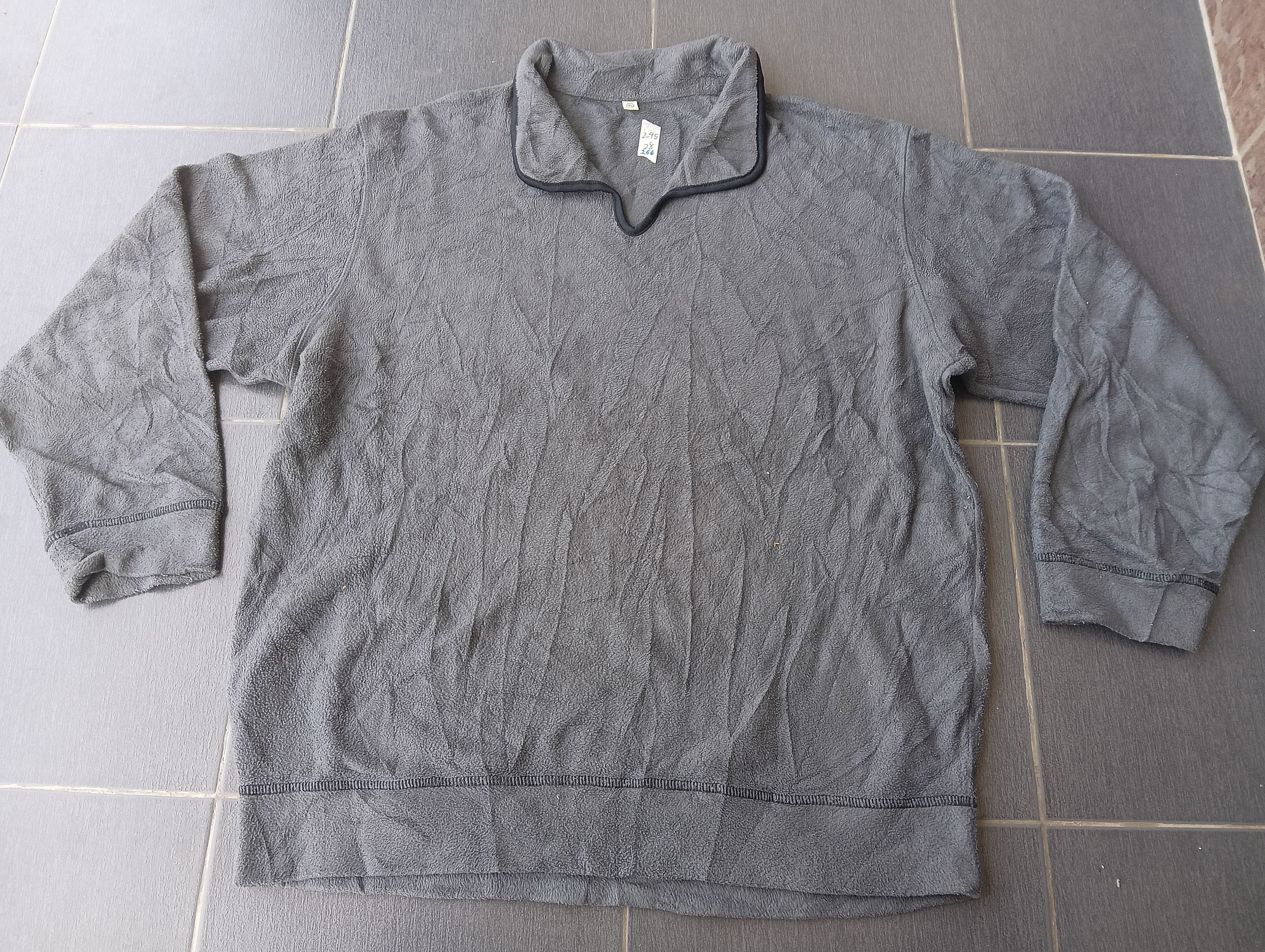 Uniqlo uniqlo sweater Size US XL / EU 56 / 4 - 1 Thumbnail