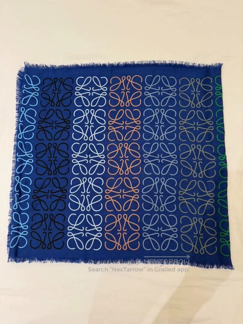 Loewe Gradient Logo Scarf