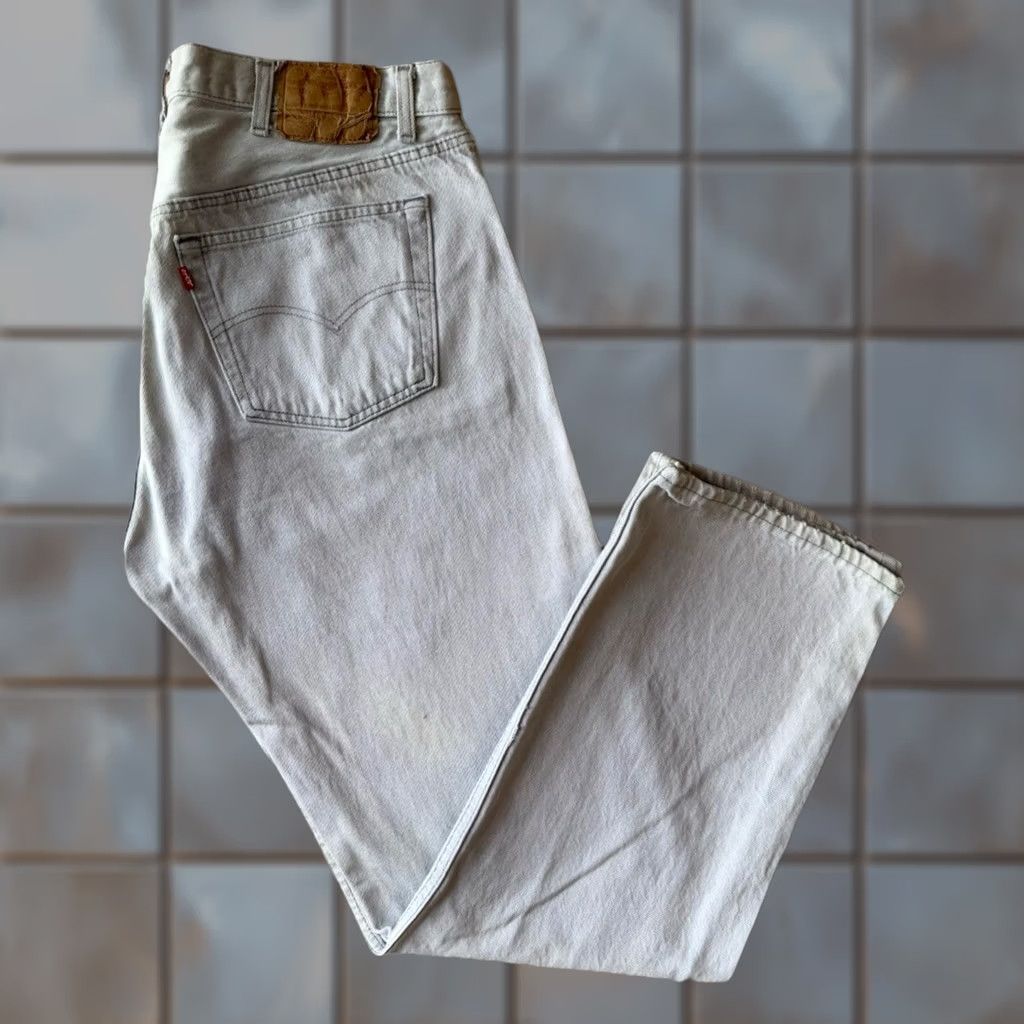 Levi's VINTAGE Levis 501 Jeans 37 Gray Light Wash 80s Made in USA Workwear Non Selvedge Size US 37 - 1 Thumbnail