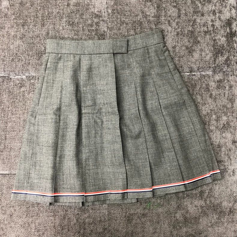 Thom Browne Thom Browne Pleated Skirt with Color Stripe-dmc Size US 38 / EU 54 - 1 Thumbnail