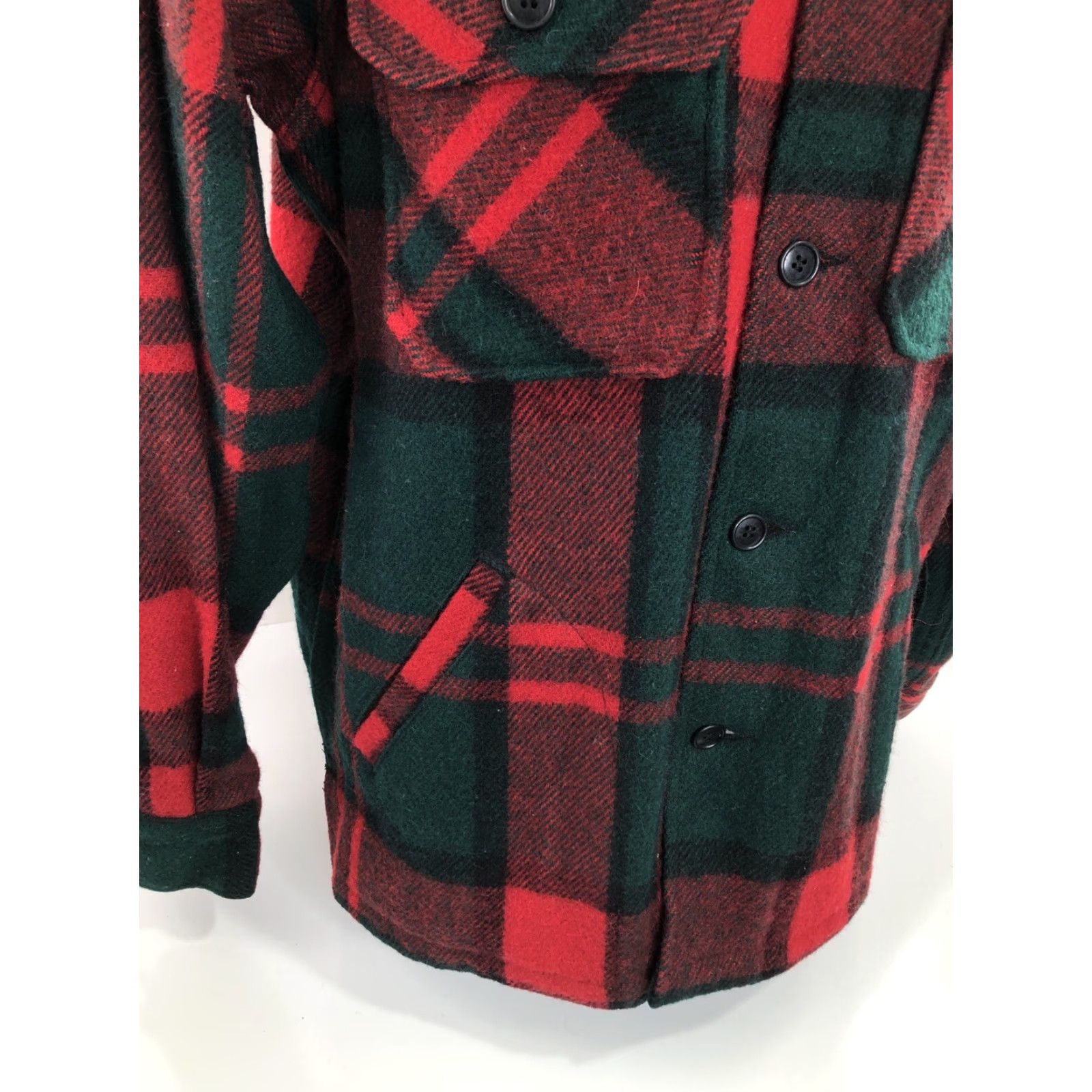 Vintage VINTAGE L.L. BEAN Ranch Field Shirt Jacket Wool Flannel MENS Size L Red / Green / Blue Capable Label Cursive Aesthetic Size US L / EU 52-54 / 3 - 3 Thumbnail