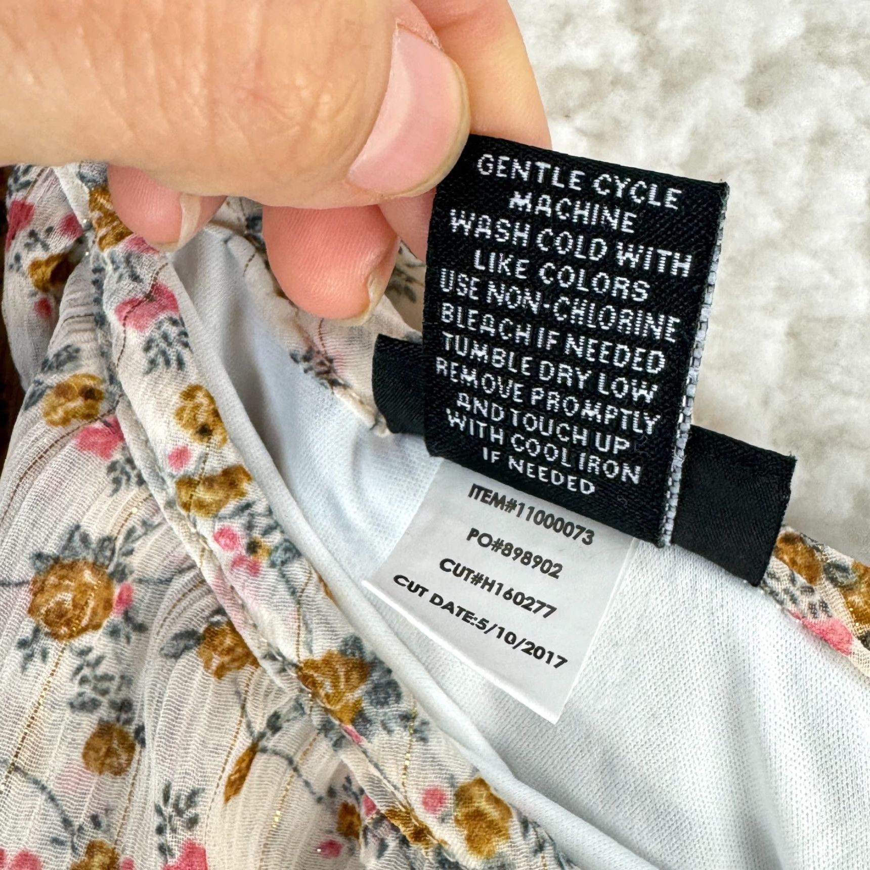 Torrid Torrid Floral Print Ruffled On-Shoulder Top Womens Cream Chiffon 2X Blouse Floral Pattern Plus Size 2X Short Sleeve? Size XXL / US 16-18 / IT 52-54 - 7 Thumbnail