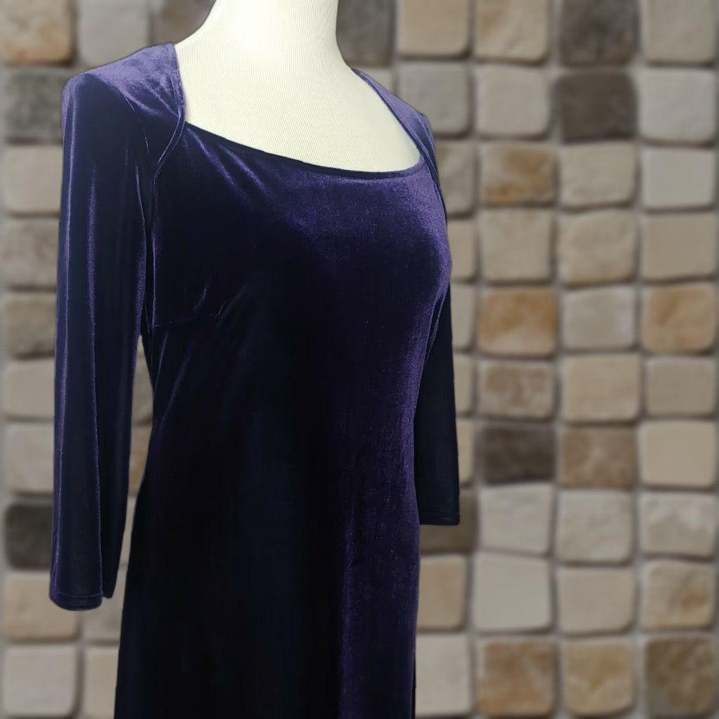 Vintage VINTAGE JS Collections Purple Velour Dress 1990s 12 Knee Length Bodycon Velvet Party Dress Womens Size XL / US 12-14 / IT 48-50 - 1 Thumbnail