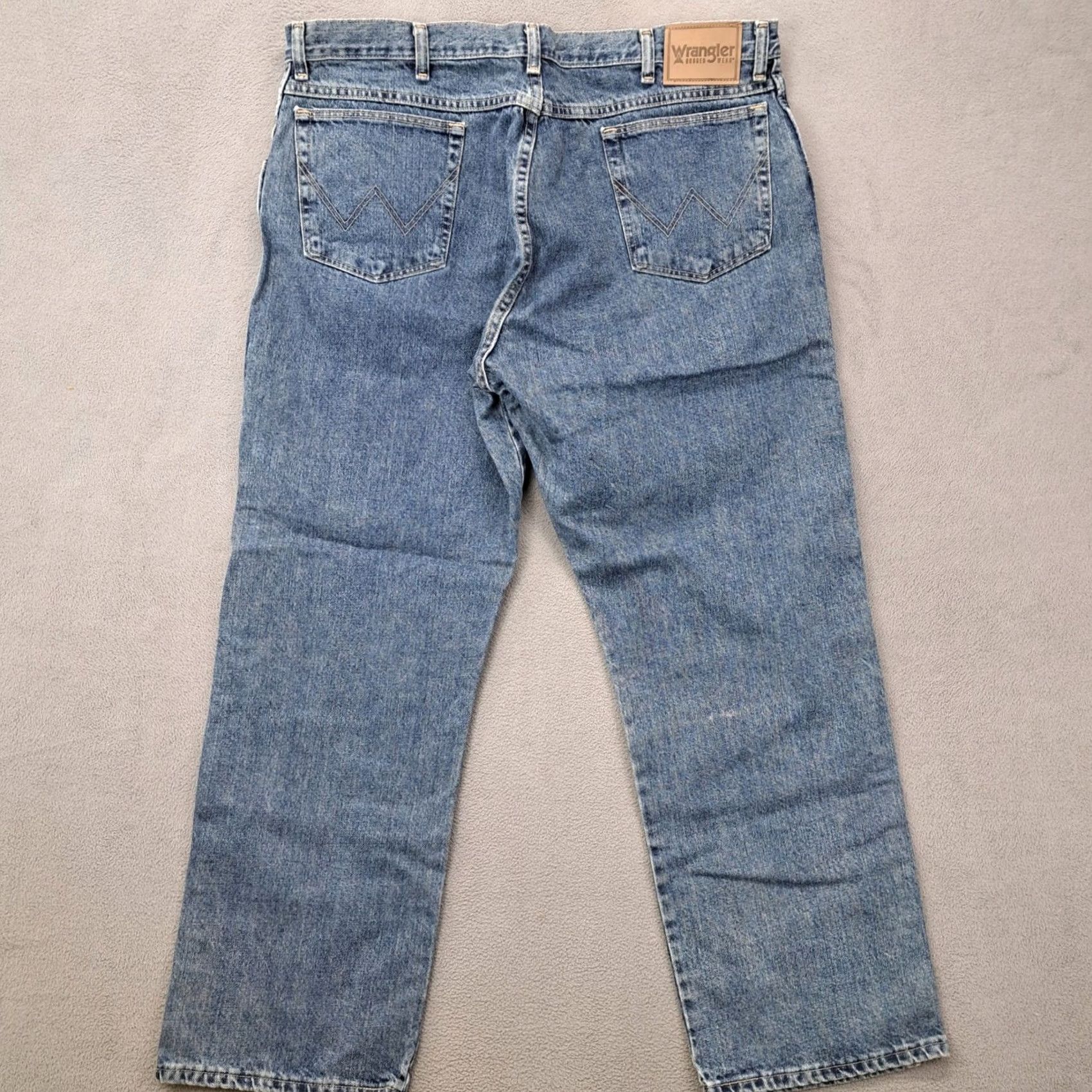 Wrangler Wrangler Mens Classic Fit Jeans Blue Denim 40x30 Straight Workwear Western Wear Casual Style Comfort Pockets Button Zip Logo 40x30 Mens Jeans Size US 40 / EU 56 - 5 Thumbnail