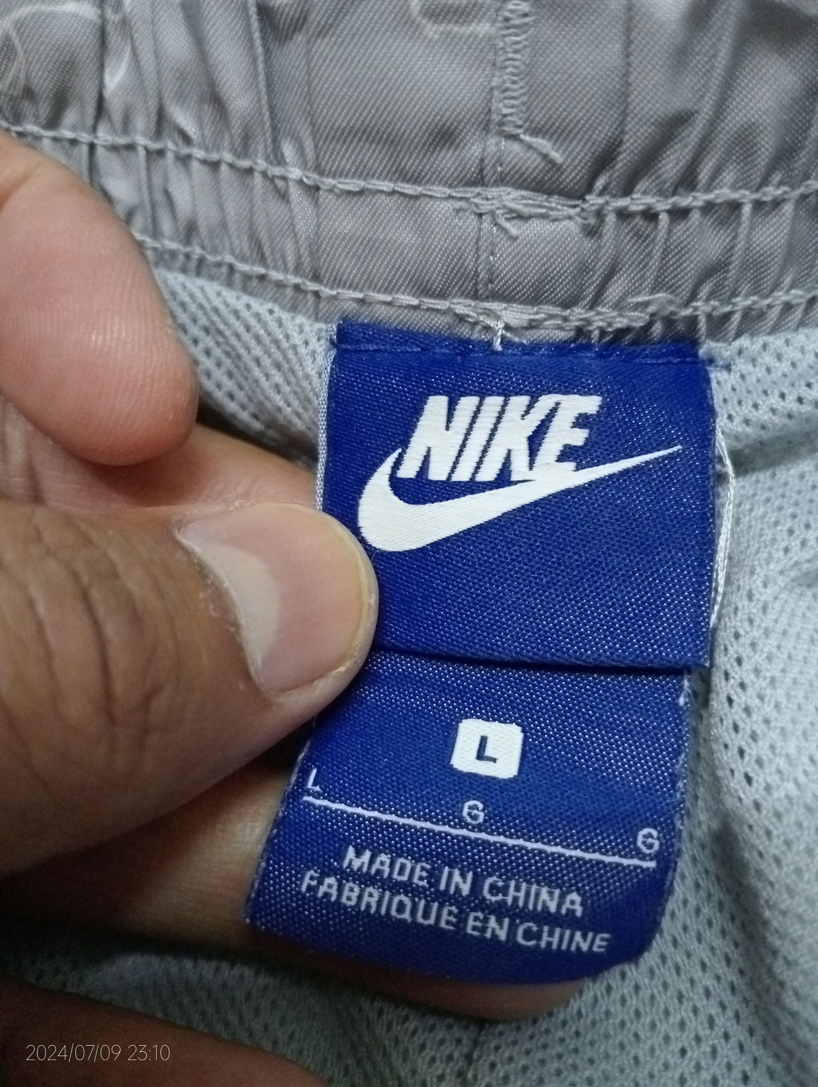 Nike Nike Print All Over Shorts Size US 30 / EU 46 - 10 Thumbnail