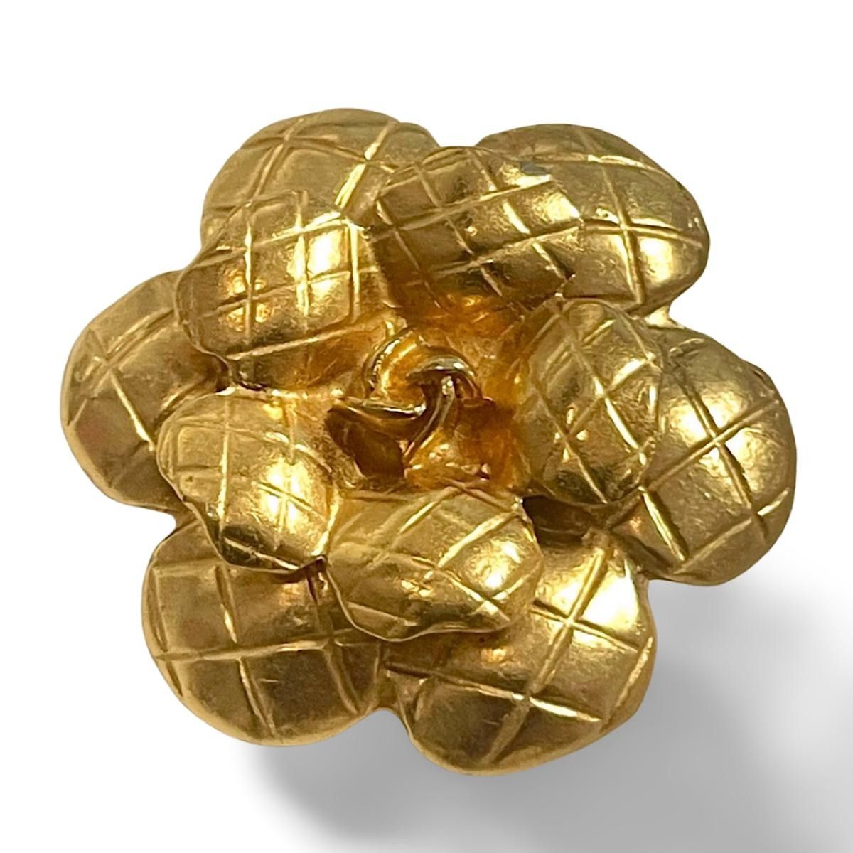 Chanel Vintage CHANEL golden matelasse camellia/rose flower brooch Size ONE SIZE - 5 Thumbnail