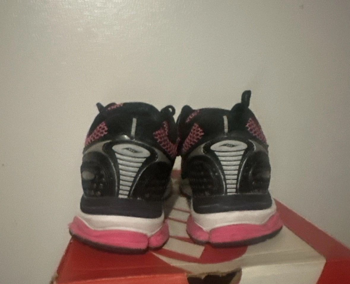 Saucony Saucony ProGrid Triumph 4 Pink Silver Running Shoes Size 10 Size US 10 / EU 43 - 4 Thumbnail