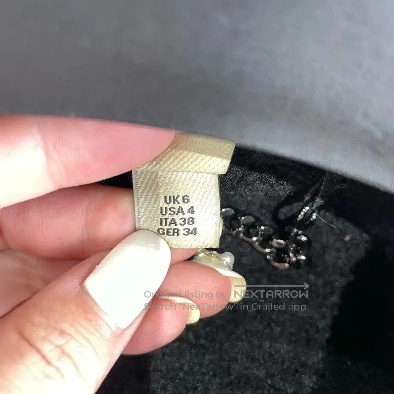 Burberry Burberry Black Leather Women's Jacket. Size M / US 6-8 / IT 42-44 - 4 Thumbnail