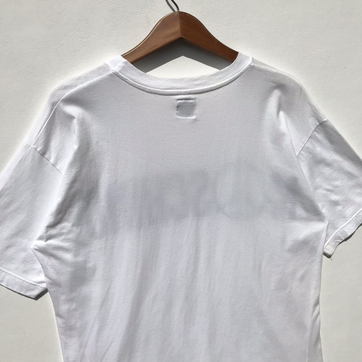 Moschino Vintage 90s Moschino Peace Logo Shirt Moschino Size US L / EU 52-54 / 3 - 7 Thumbnail