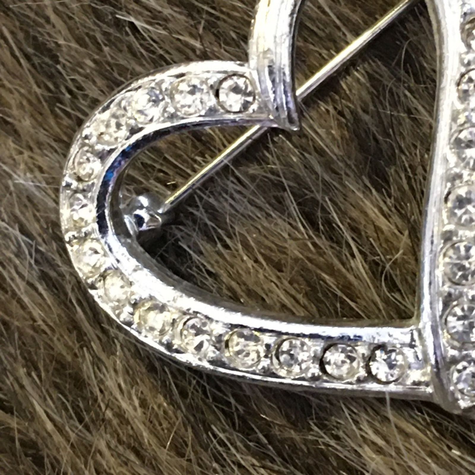 Vintage Vintage 80s silver tone rhinestone heart brooch Size ONE SIZE - 5 Thumbnail