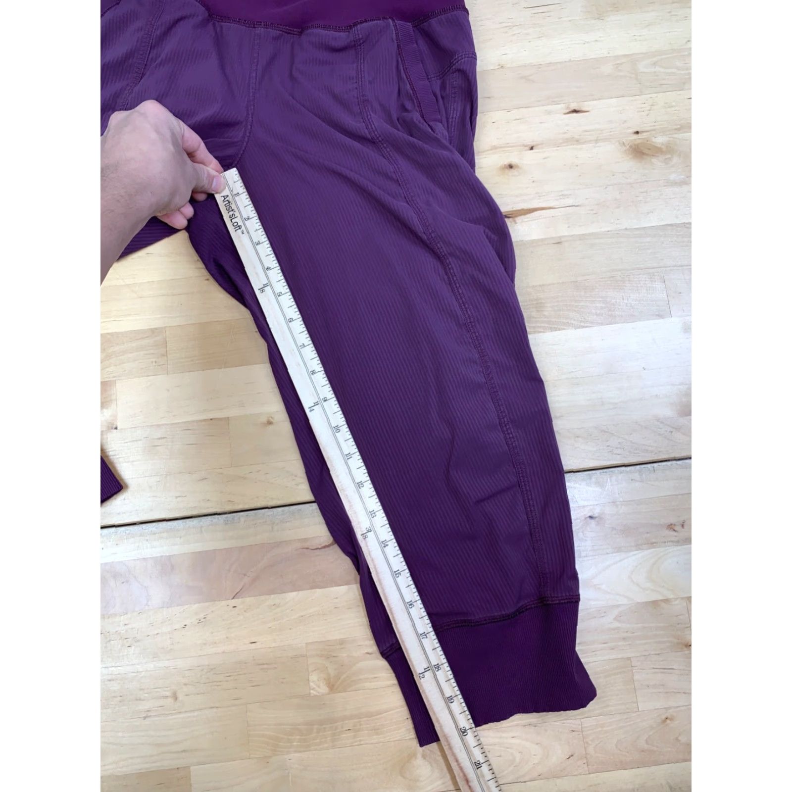 Lululemon Lululemon Pants Womens 8 Purple Cropped Activewear Casual Travel Size 30" / US 8 / IT 44 - 6 Thumbnail