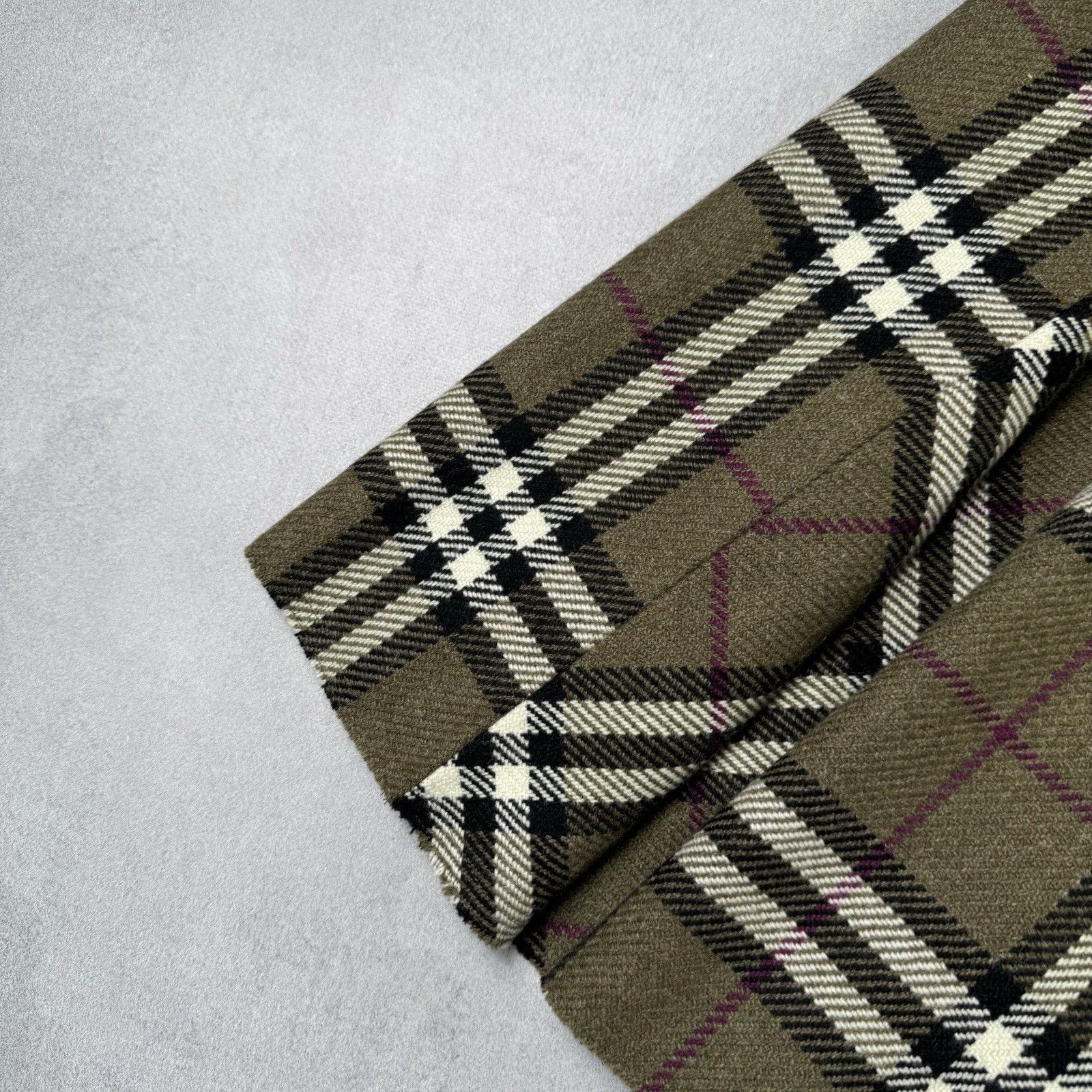 Burberry Burberry London Check Women Midi Skirt Size 31" - 5 Thumbnail