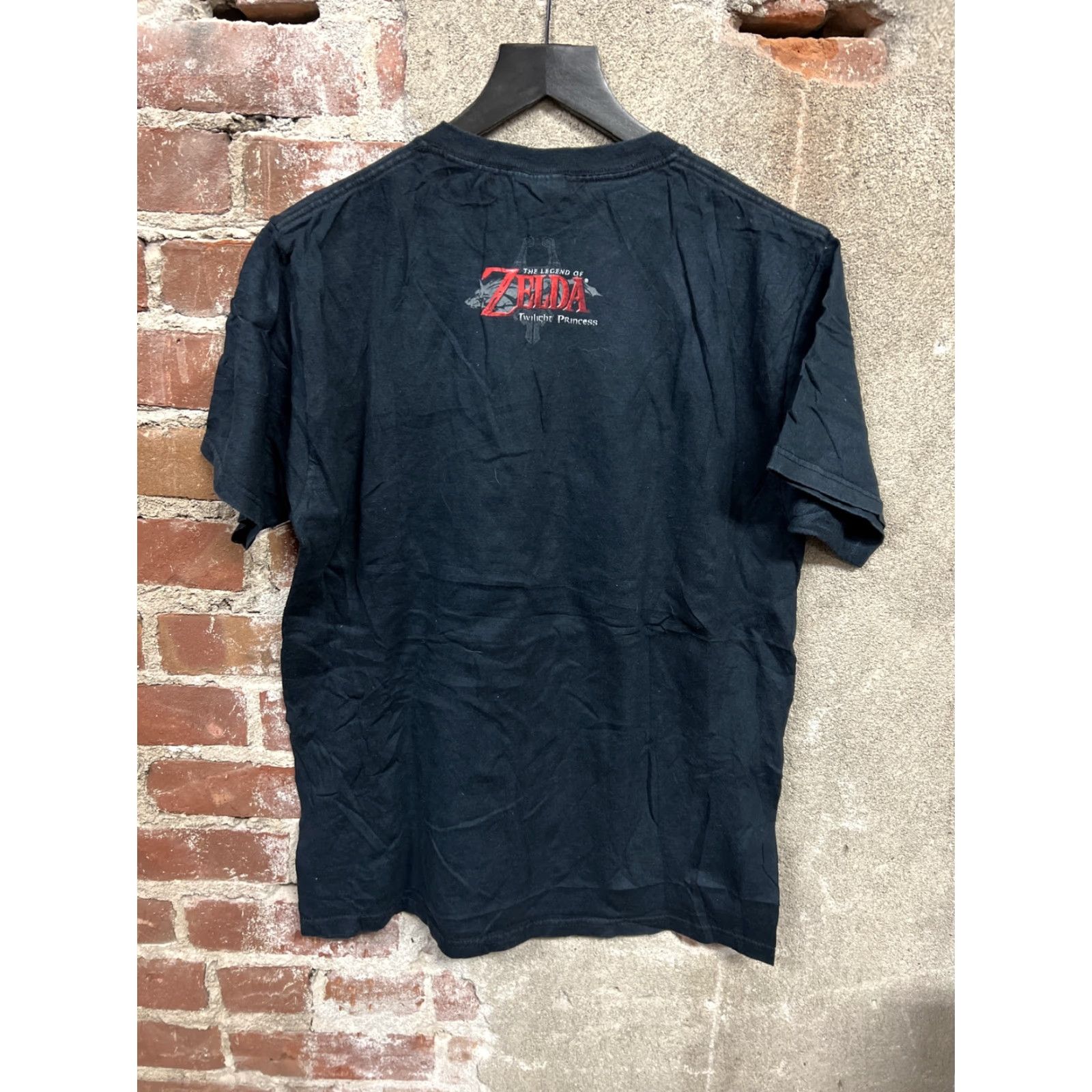 Vintage VINTAGE The Legend Of Zelda NES Twilight Princess Promo Shirt T25 Medium Black Crew Neck Short Sleeve Unisex L/S Graphic Print Link Zelda Men Women Size US M / EU 48-50 / 2 - 3 Thumbnail